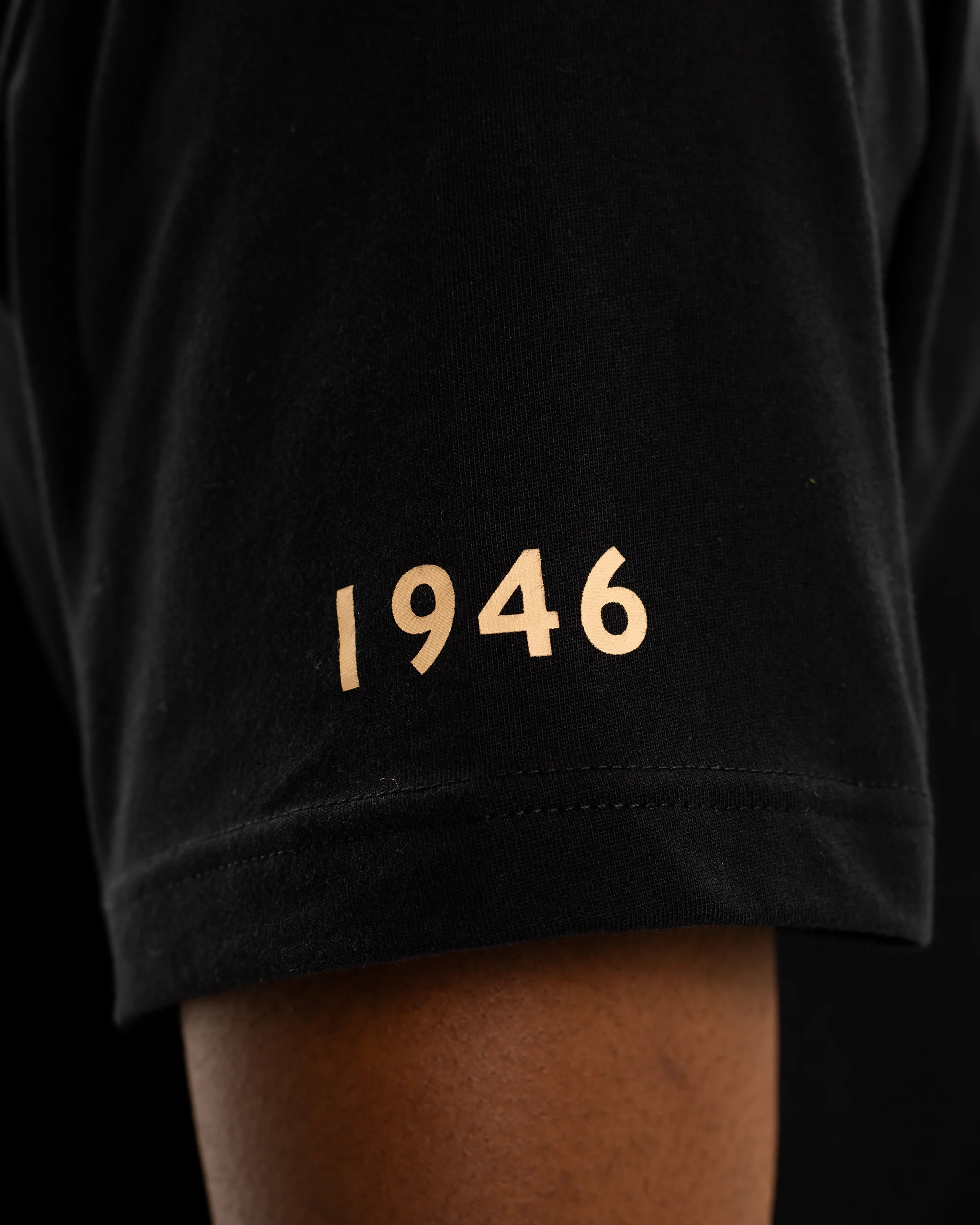 Newcastle United 1946 Programme Collection T-Shirt - Image 6