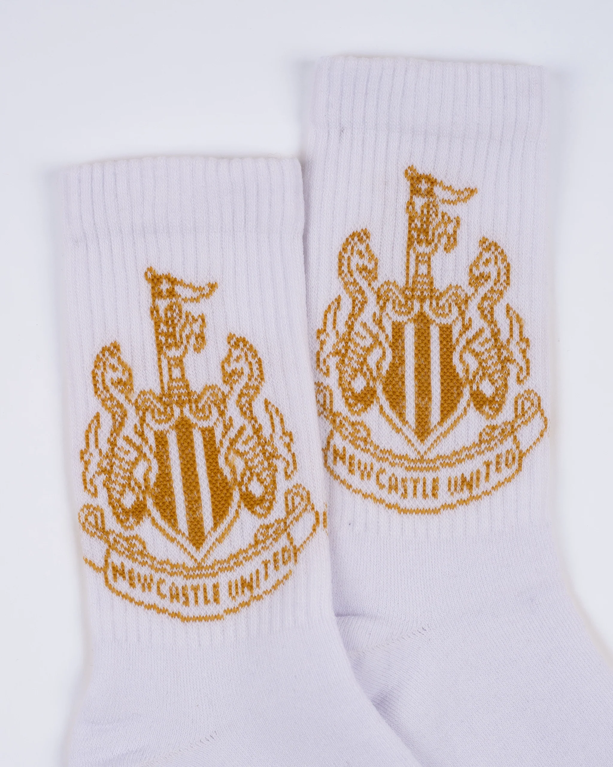 Newcastle United 2 Pack Crest Sports Socks - Image 4