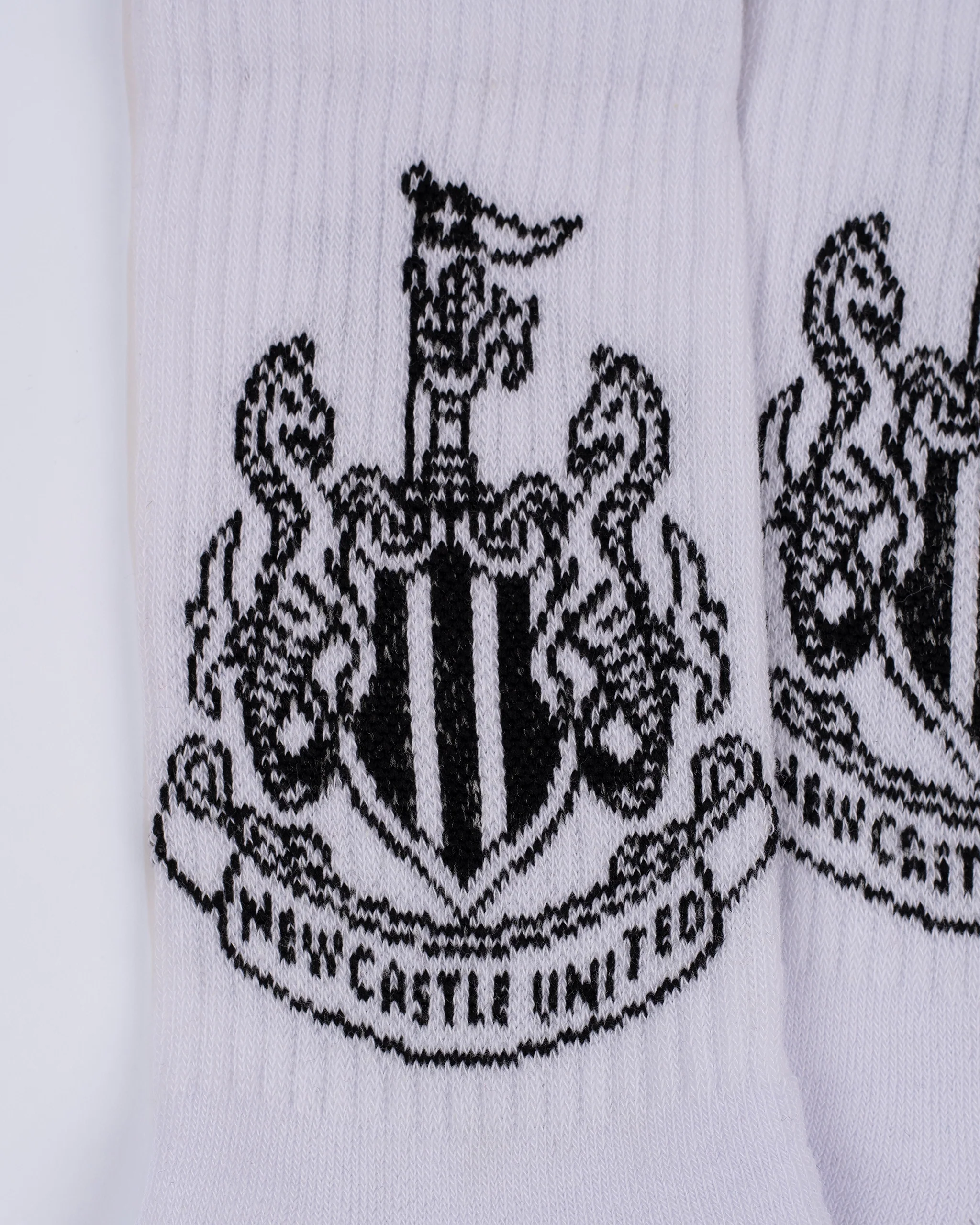 Newcastle United 2 Pack Crest Sports Socks - Image 6