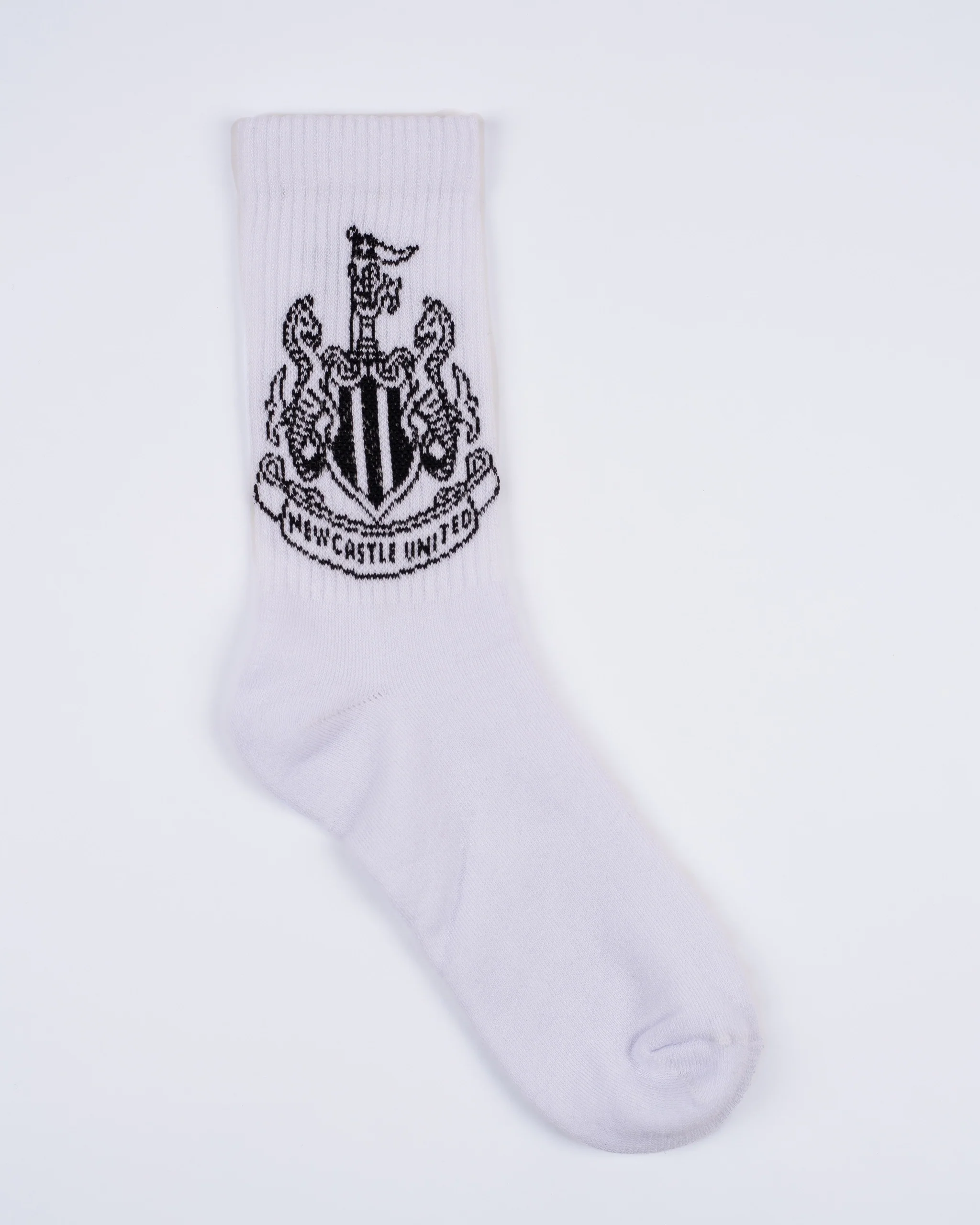 Newcastle United 2 Pack Crest Sports Socks - Image 7