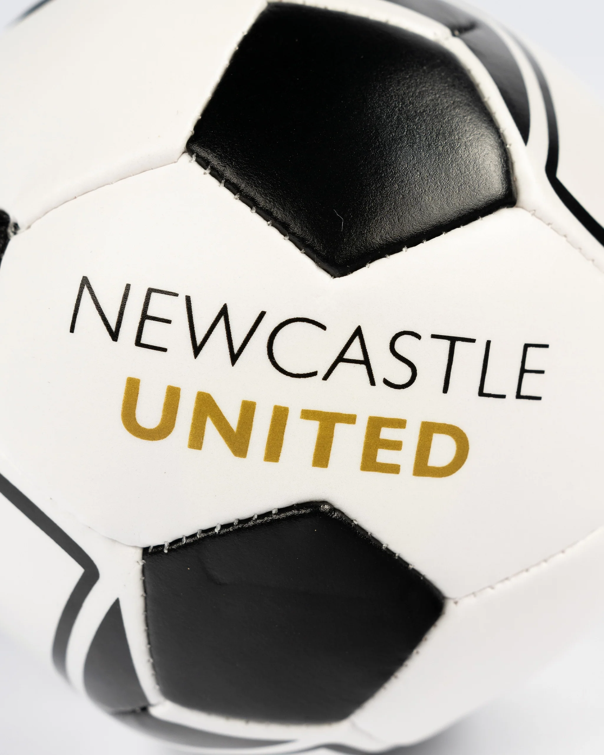 Newcastle United 4" Soft Ball - Image 4