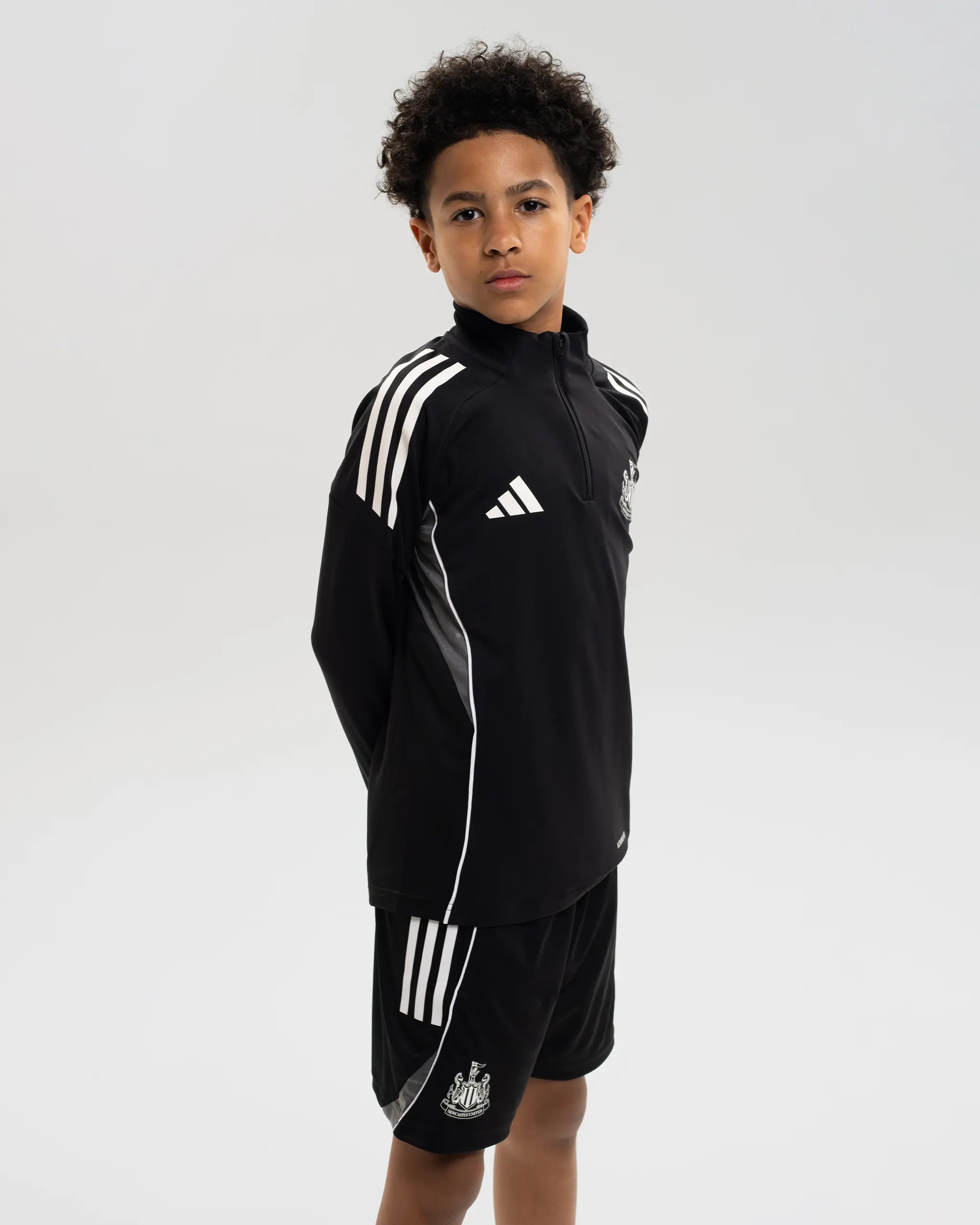 Newcastle United adidas 25/26 Coach's Black Edition Kids' 1/4 Zip Training Top - Image 5