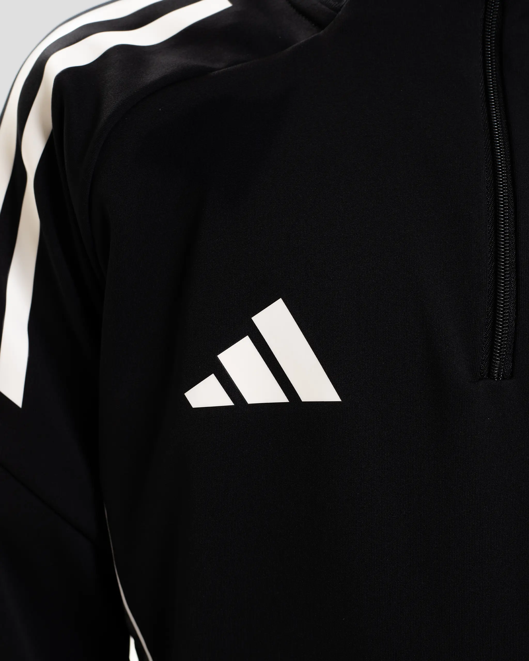 Newcastle United adidas 25/26 Coach's Black Edition Kids' 1/4 Zip Training Top - Image 6