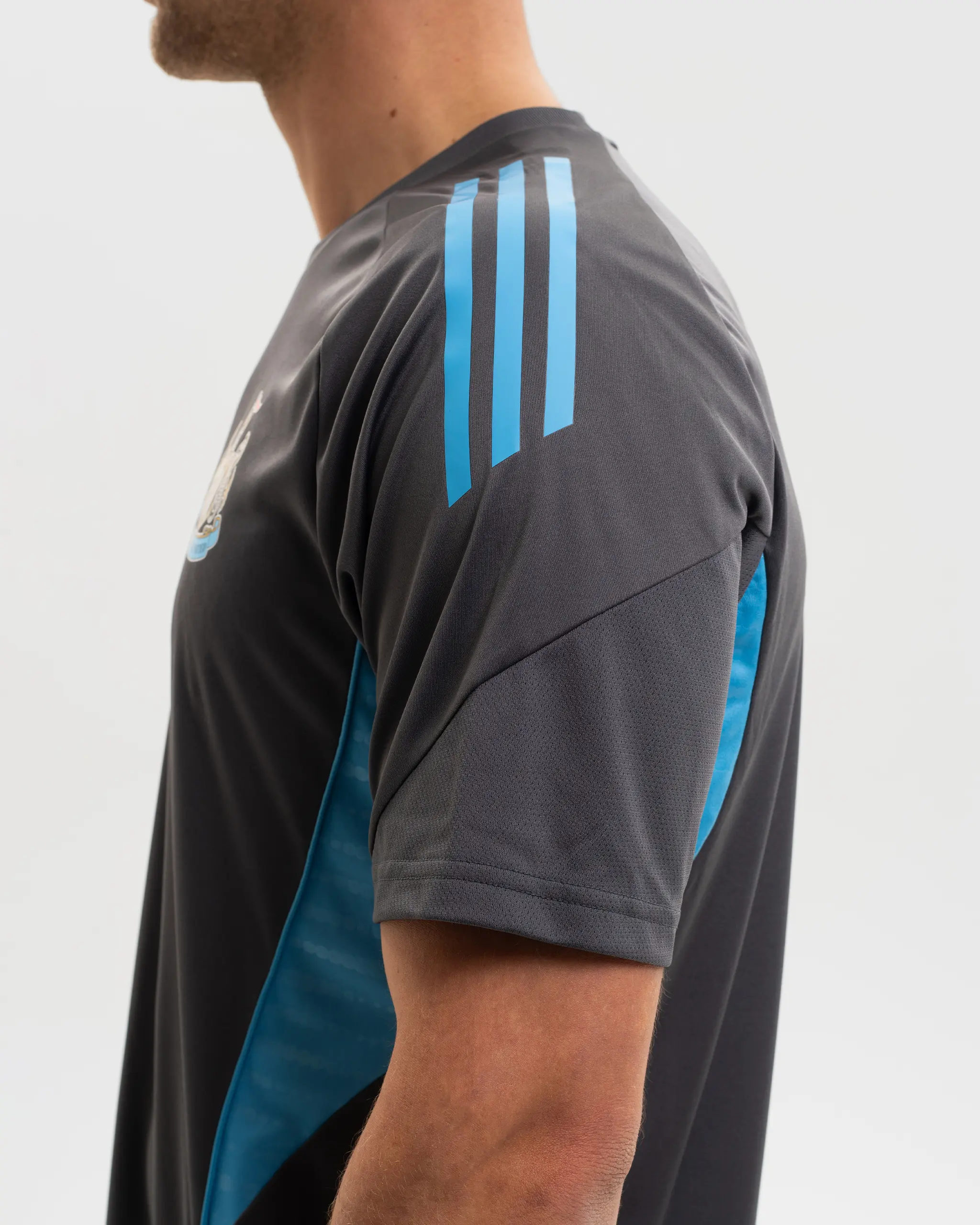 Newcastle United adidas 25/26 Players Range Grey Training Shirt - Image 6