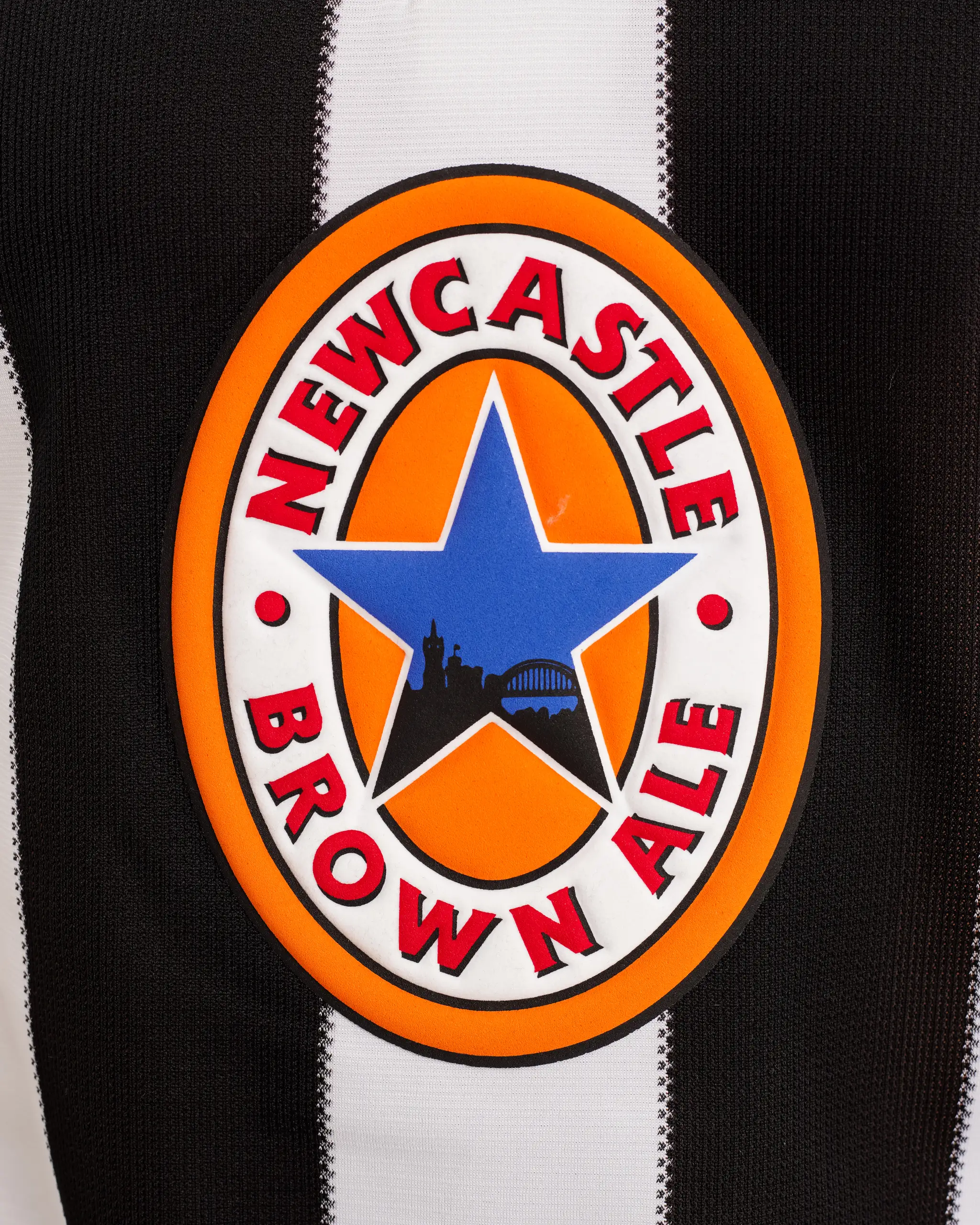 Newcastle United adidas Retro 1995-97 Home Shirt - Image 4
