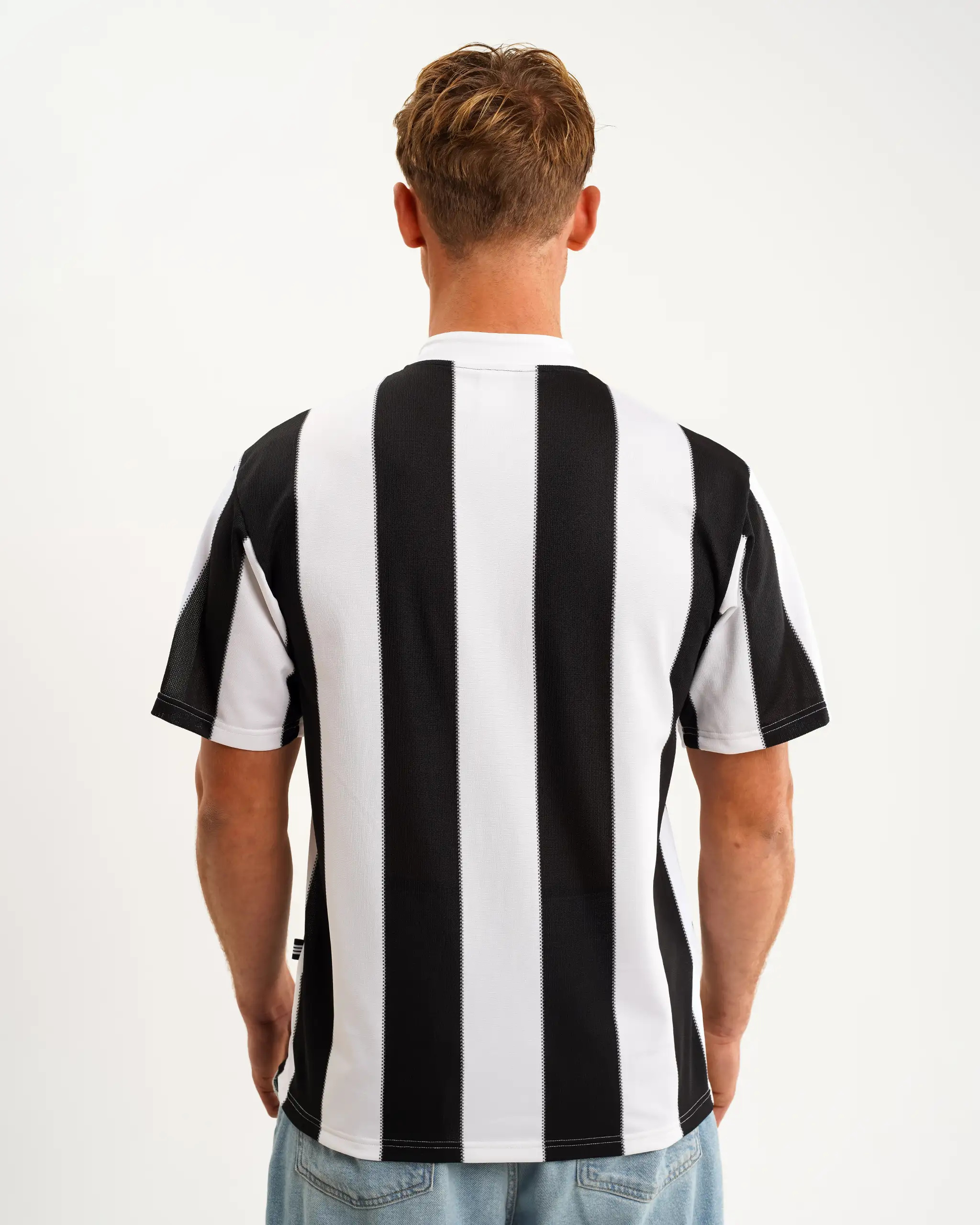Newcastle United adidas Retro 1995-97 Home Shirt - Image 9