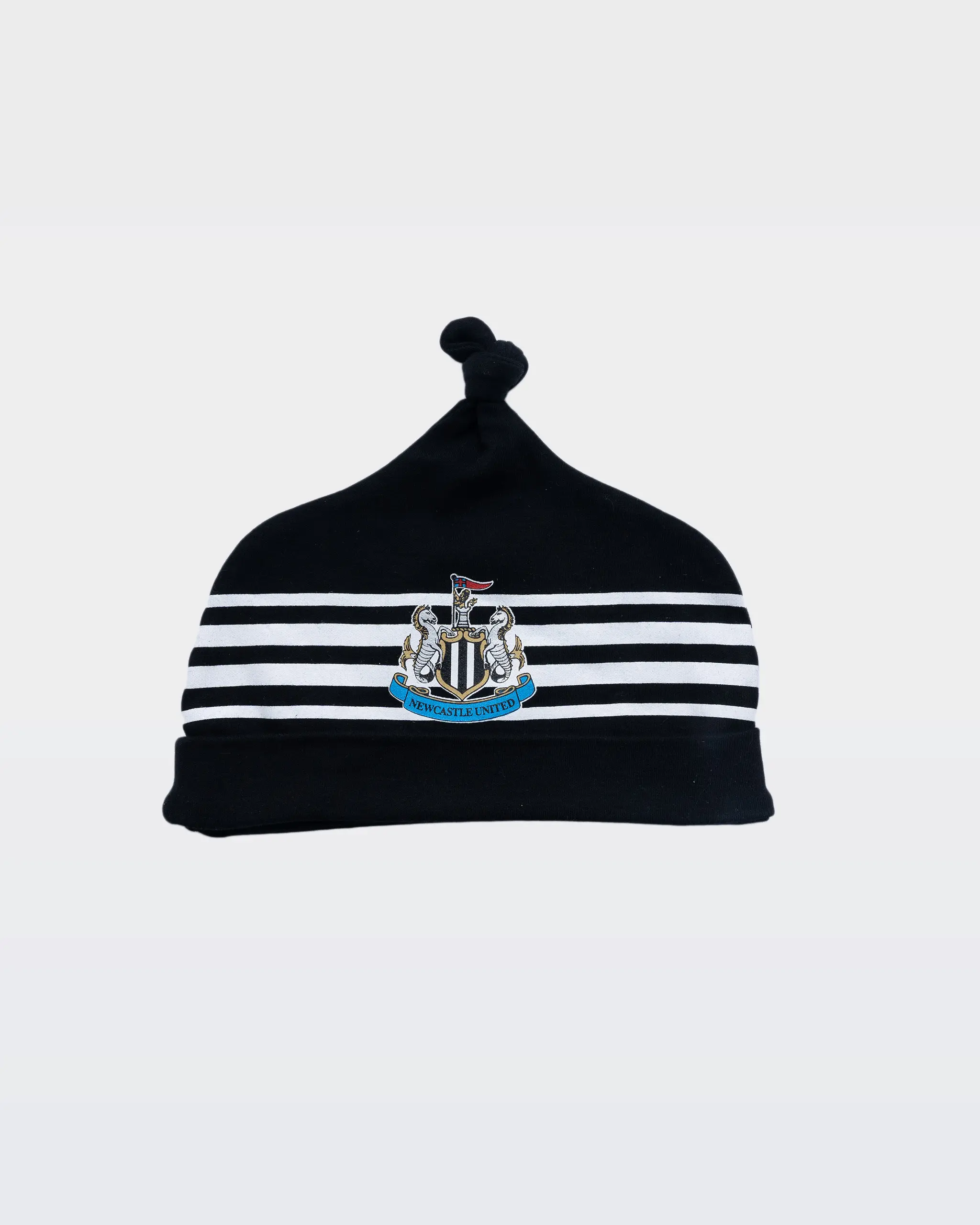 Newcastle United Bodysuit With Hat - Image 3