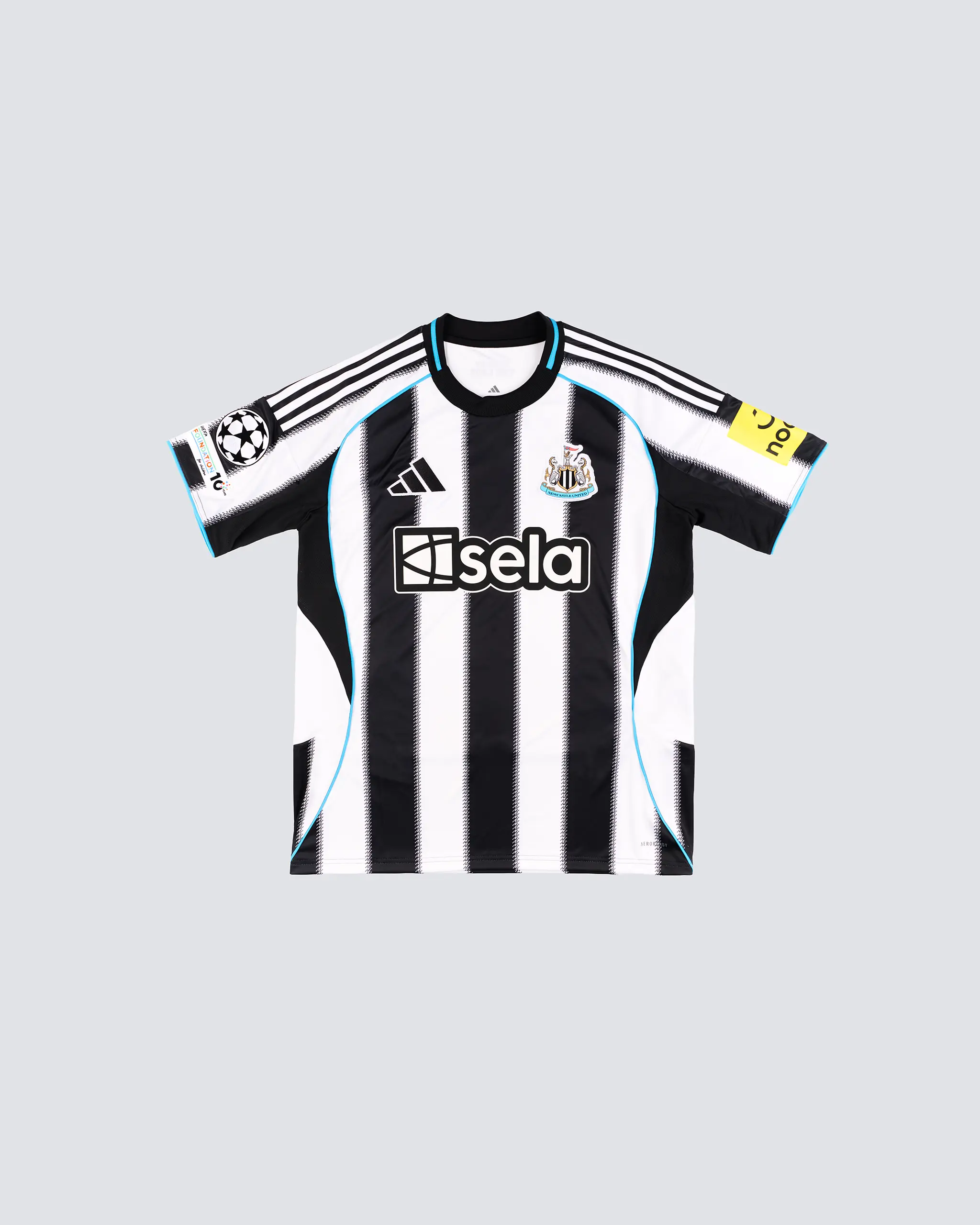 Newcastle United BURN 25/26 Boxed Signed Home Shirt - Image 6