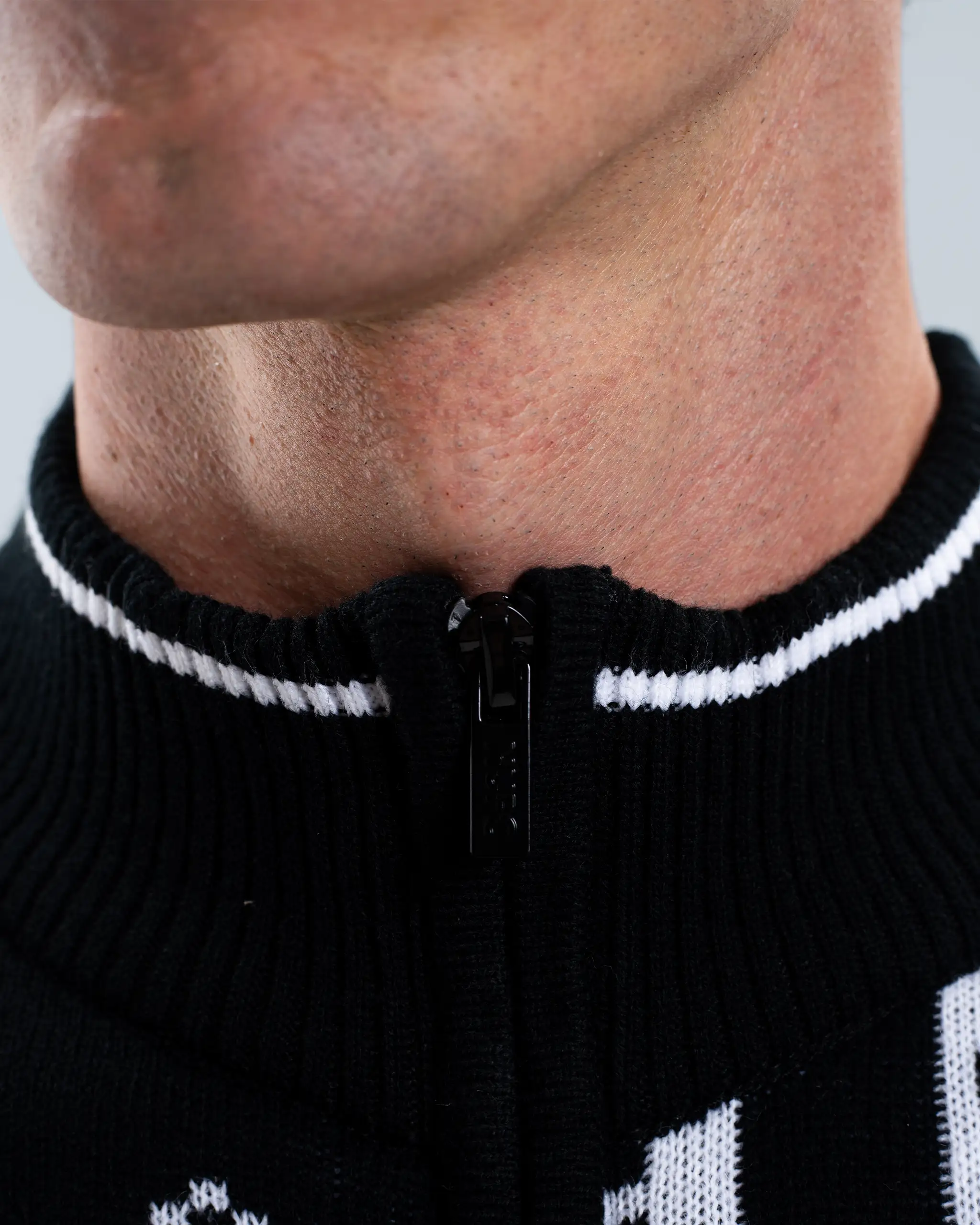 Newcastle United Christmas 1/4 Zip Jumper - Image 6