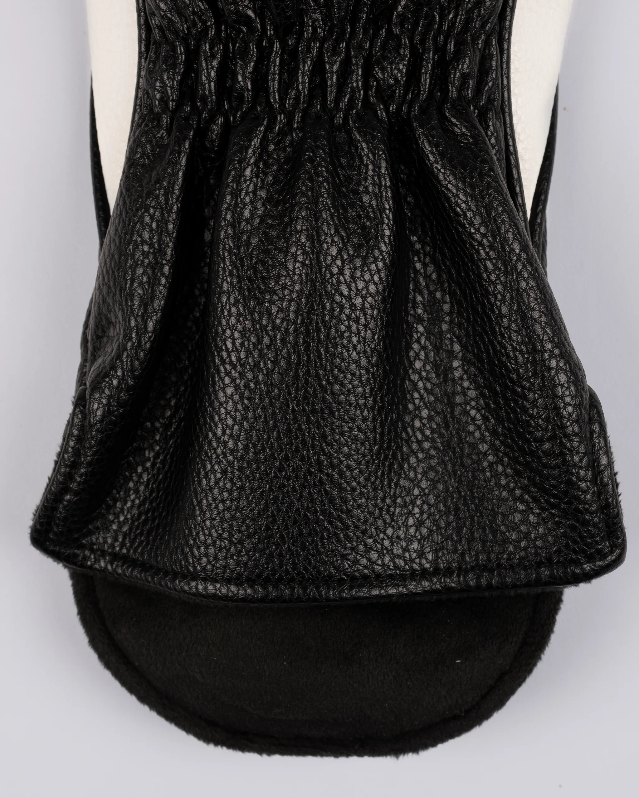 Newcastle United TaylorMade Driver Head Cover - Image 6