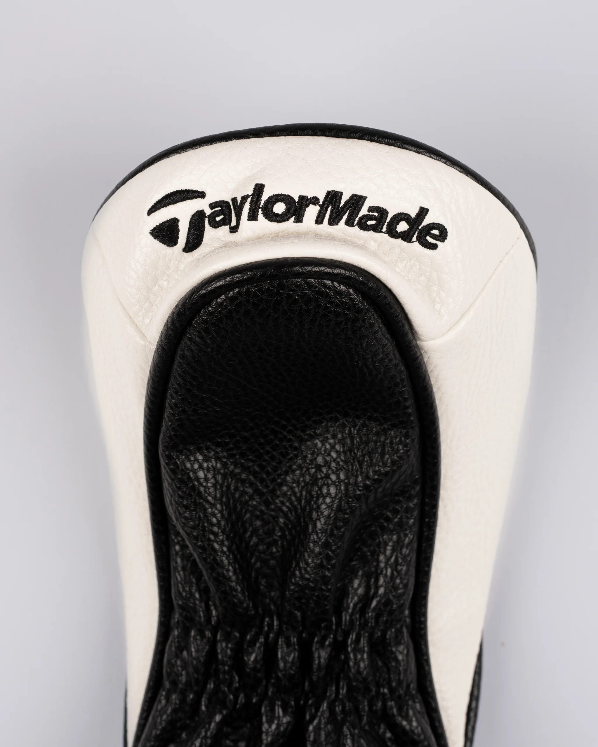Newcastle United TaylorMade Fairway Head Cover - Image 4