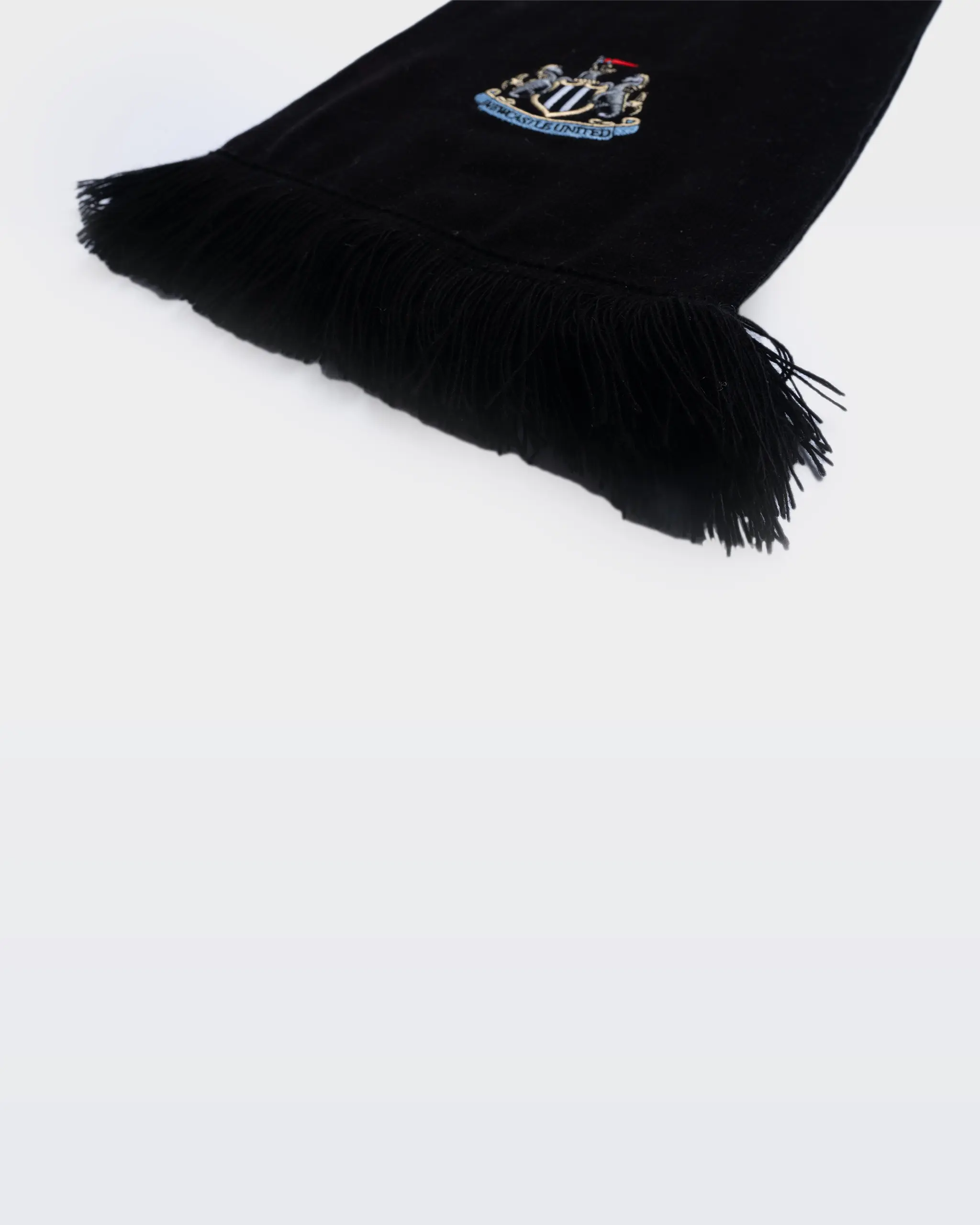 Newcastle United Fine Knit Scarf - Image 4