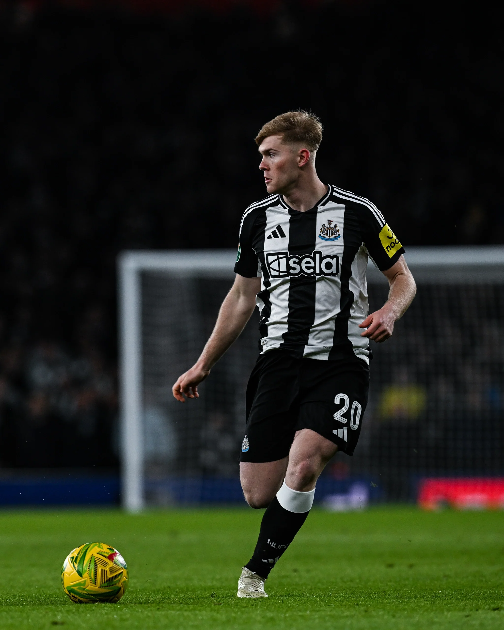 Newcastle United HALL 24/25 Match Worn Signed Home Shirt - Arsenal Carabao Cup Semi-Final (A) - Image 3