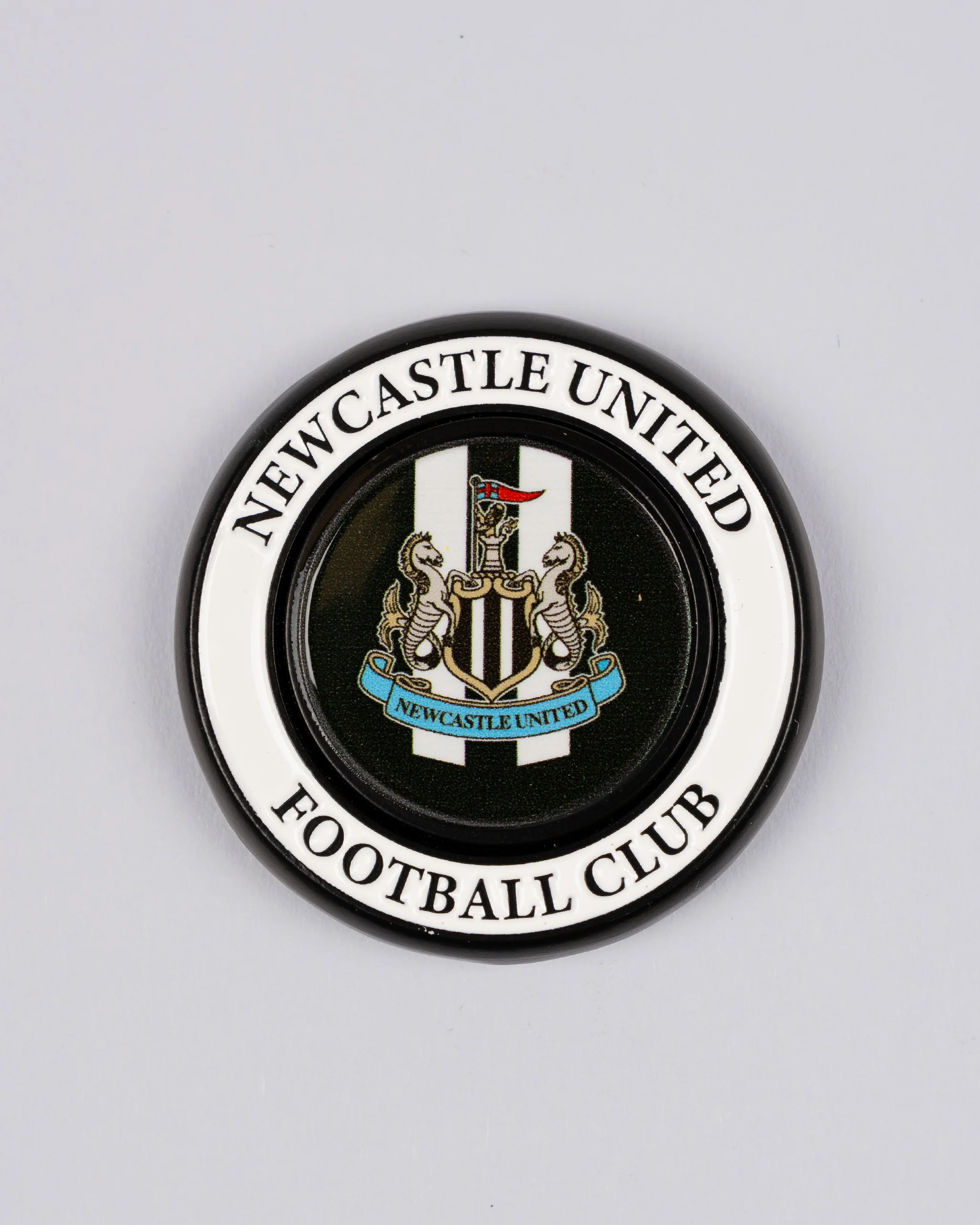 Newcastle United TaylorMade Ibox Plus - Image 5