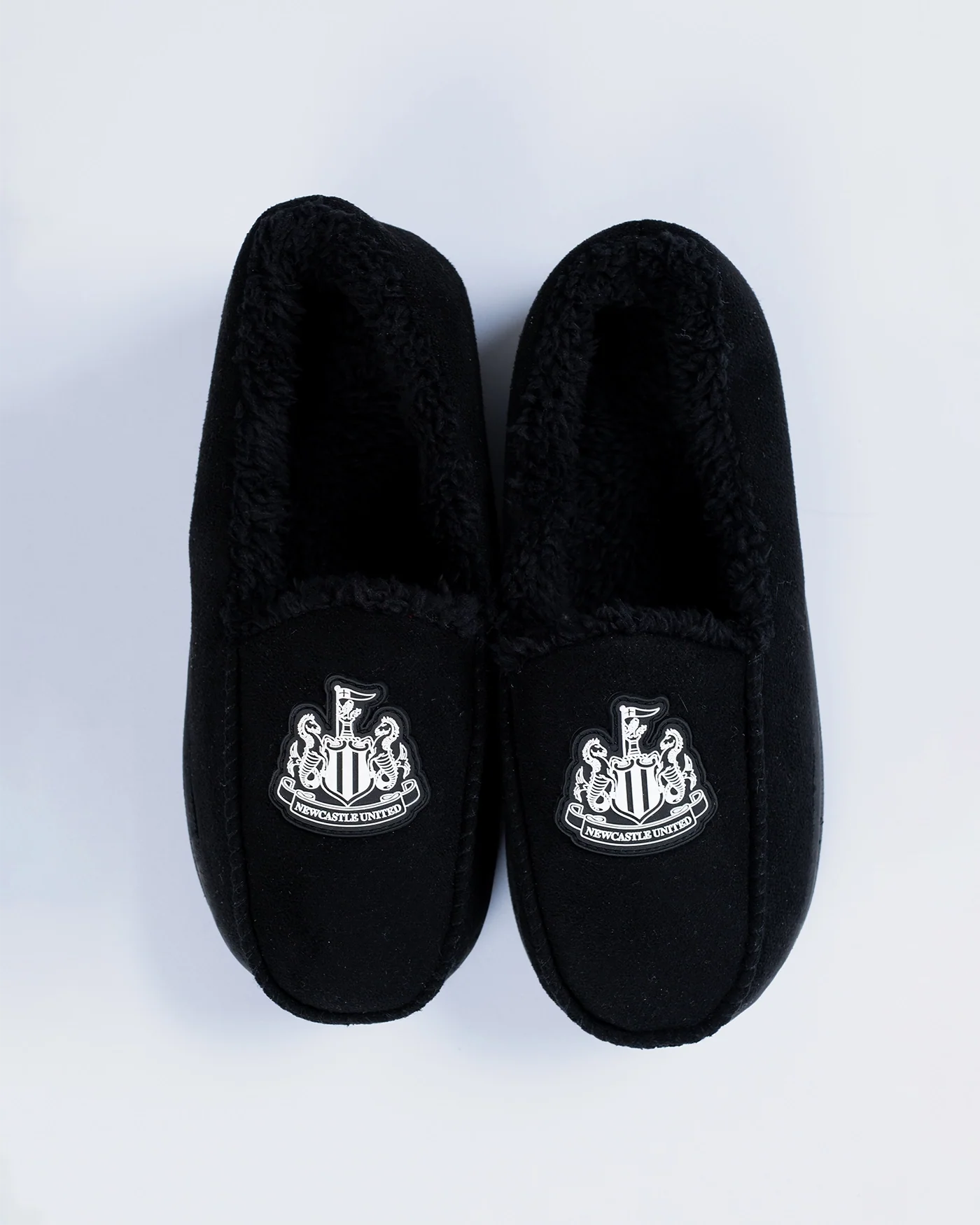 Newcastle United Kids' Black Fleece Lined Slippers - Image 4