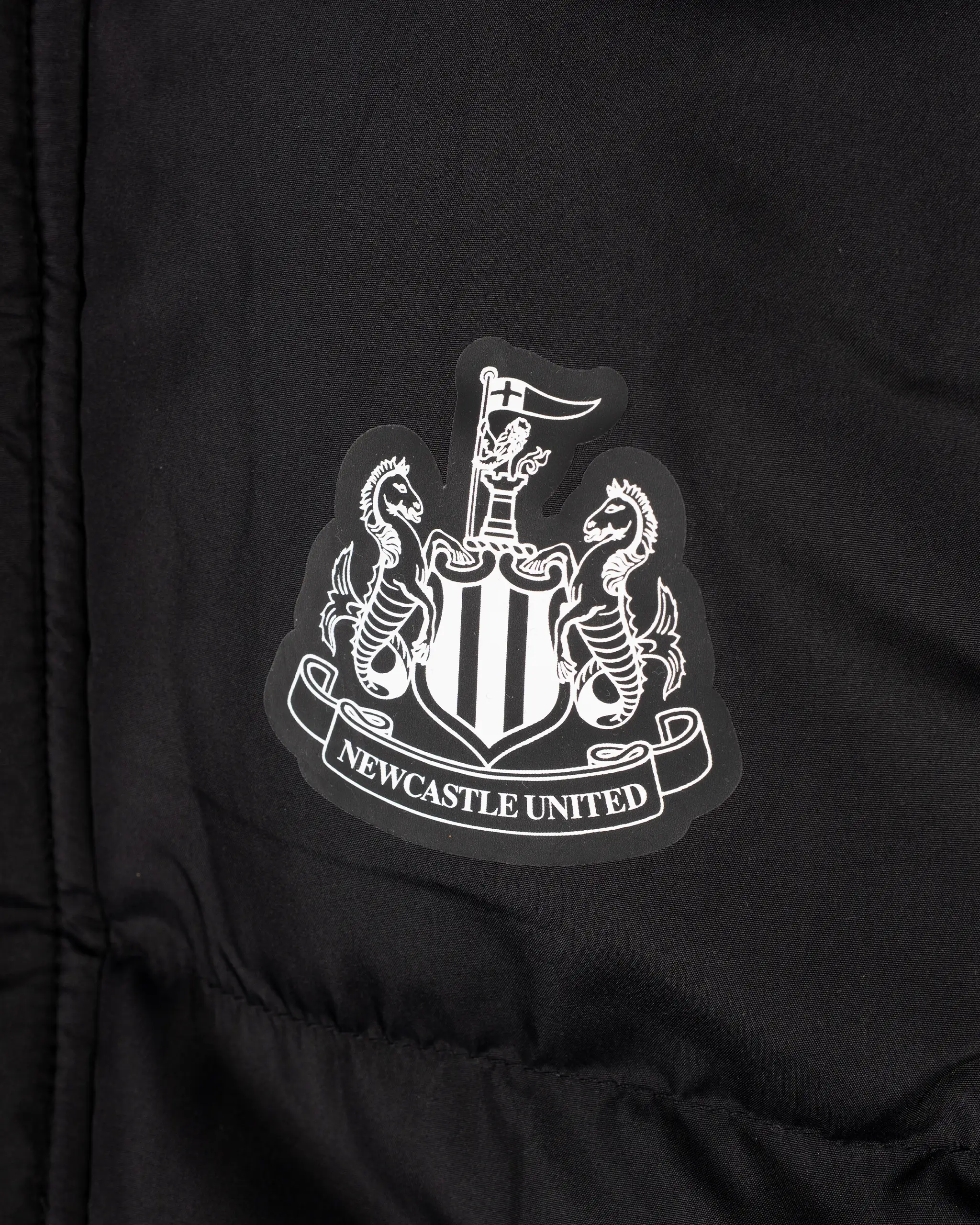Newcastle United Kids' Colour Block Quilted Jacket - Image 4