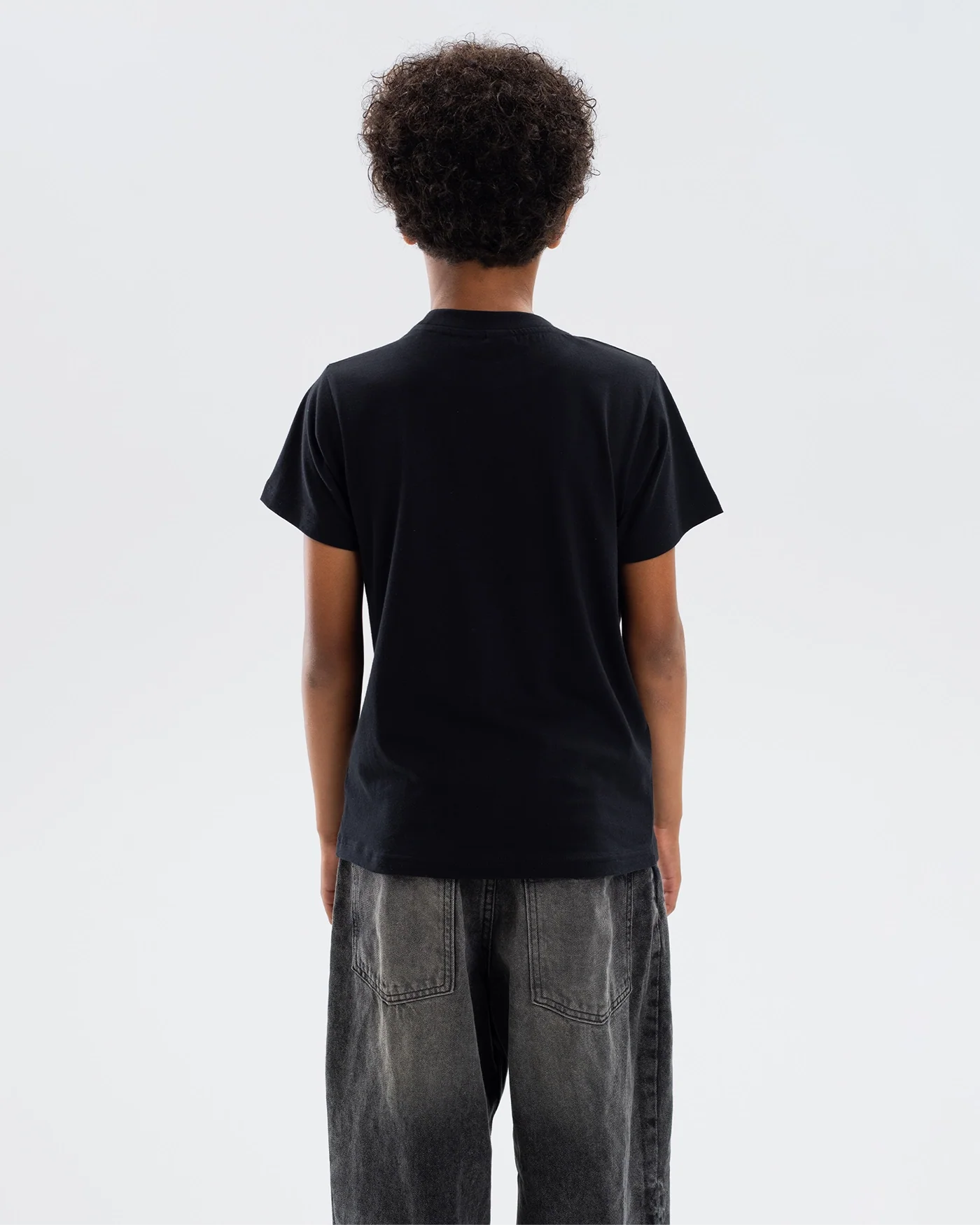 Newcastle United Kids' Essentials Range Black T-Shirt - Image 4