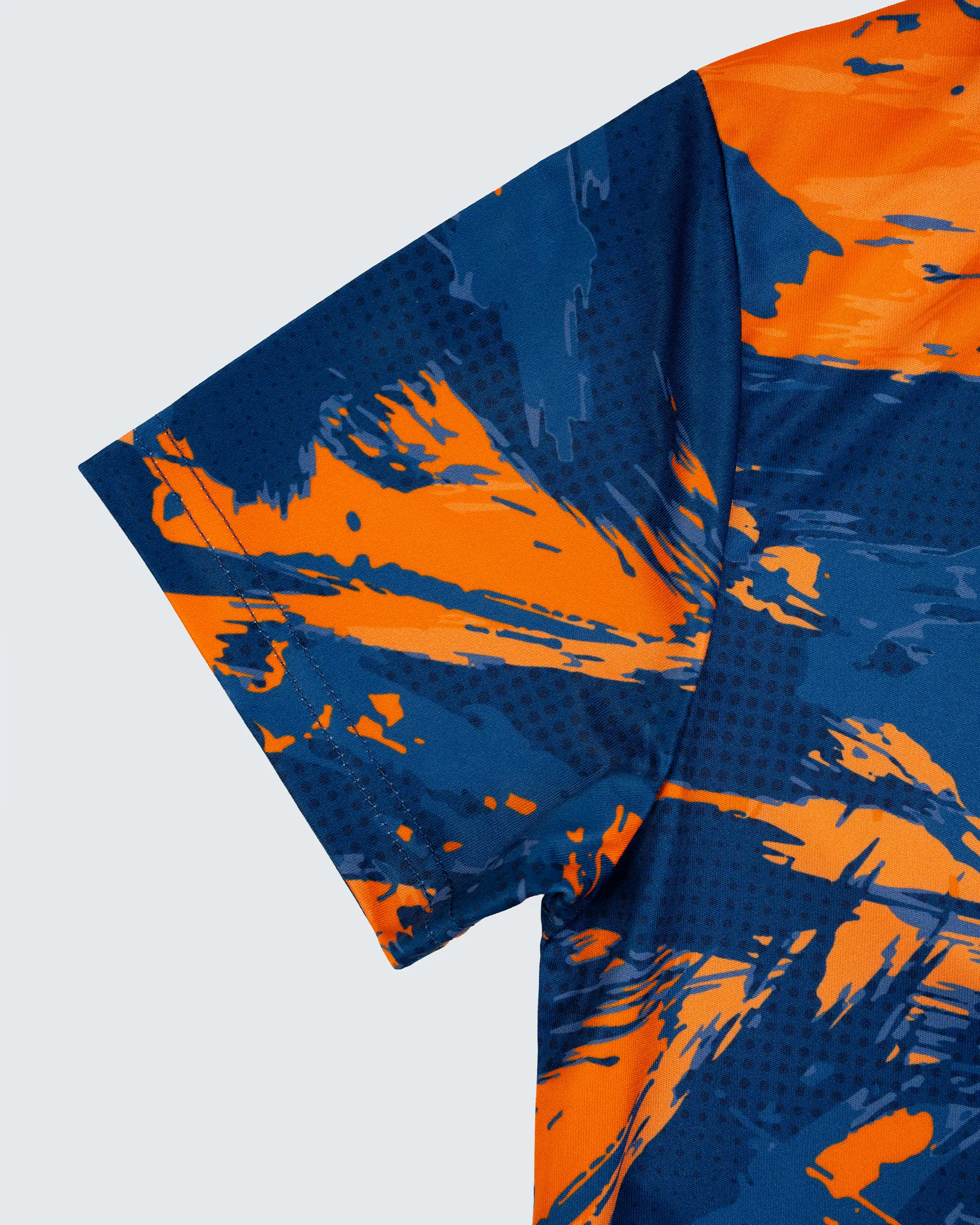 Newcastle United Kids' Navy & Orange Camo T-Shirt - Image 4