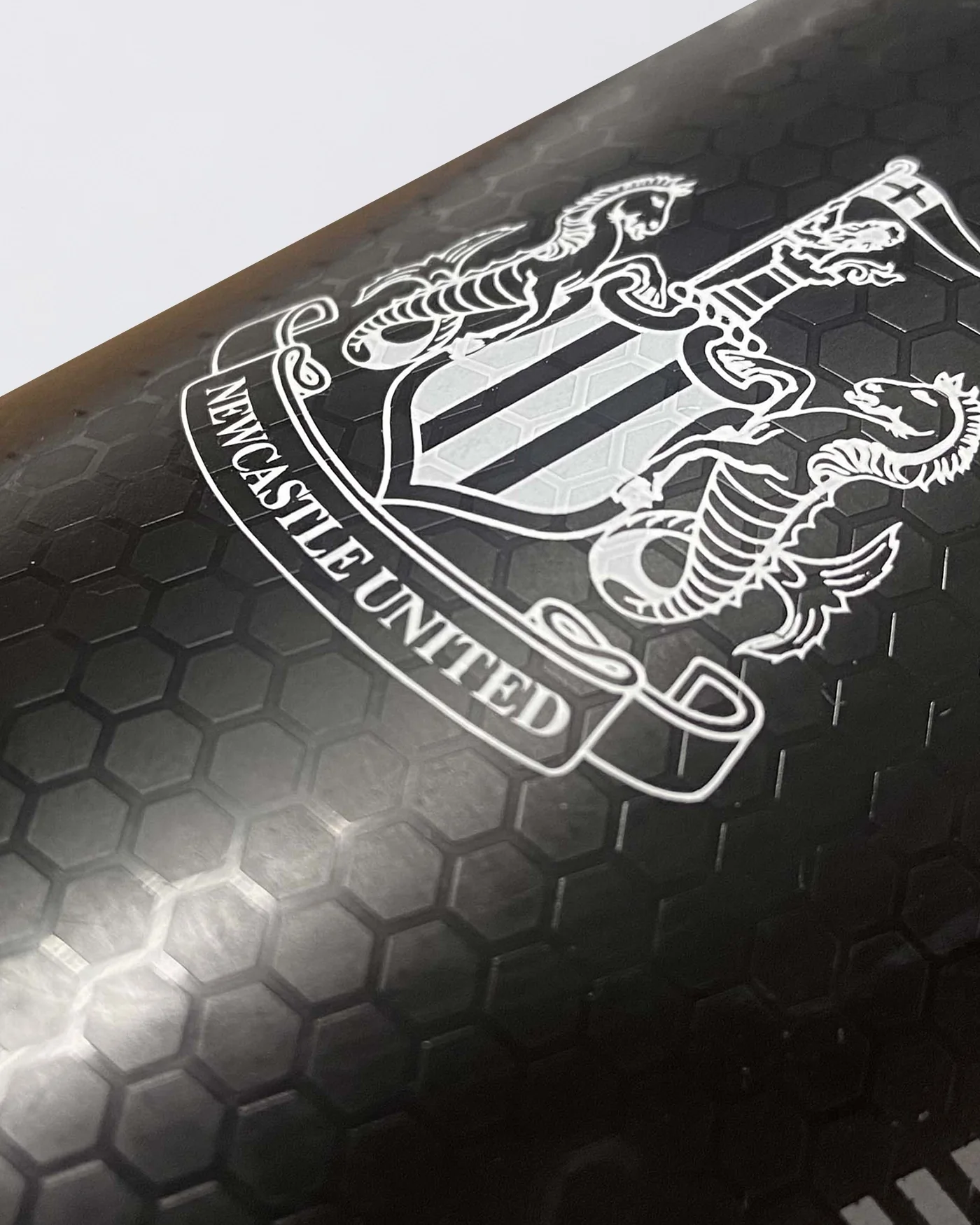 Newcastle United Kids' Shin Pads - Image 2