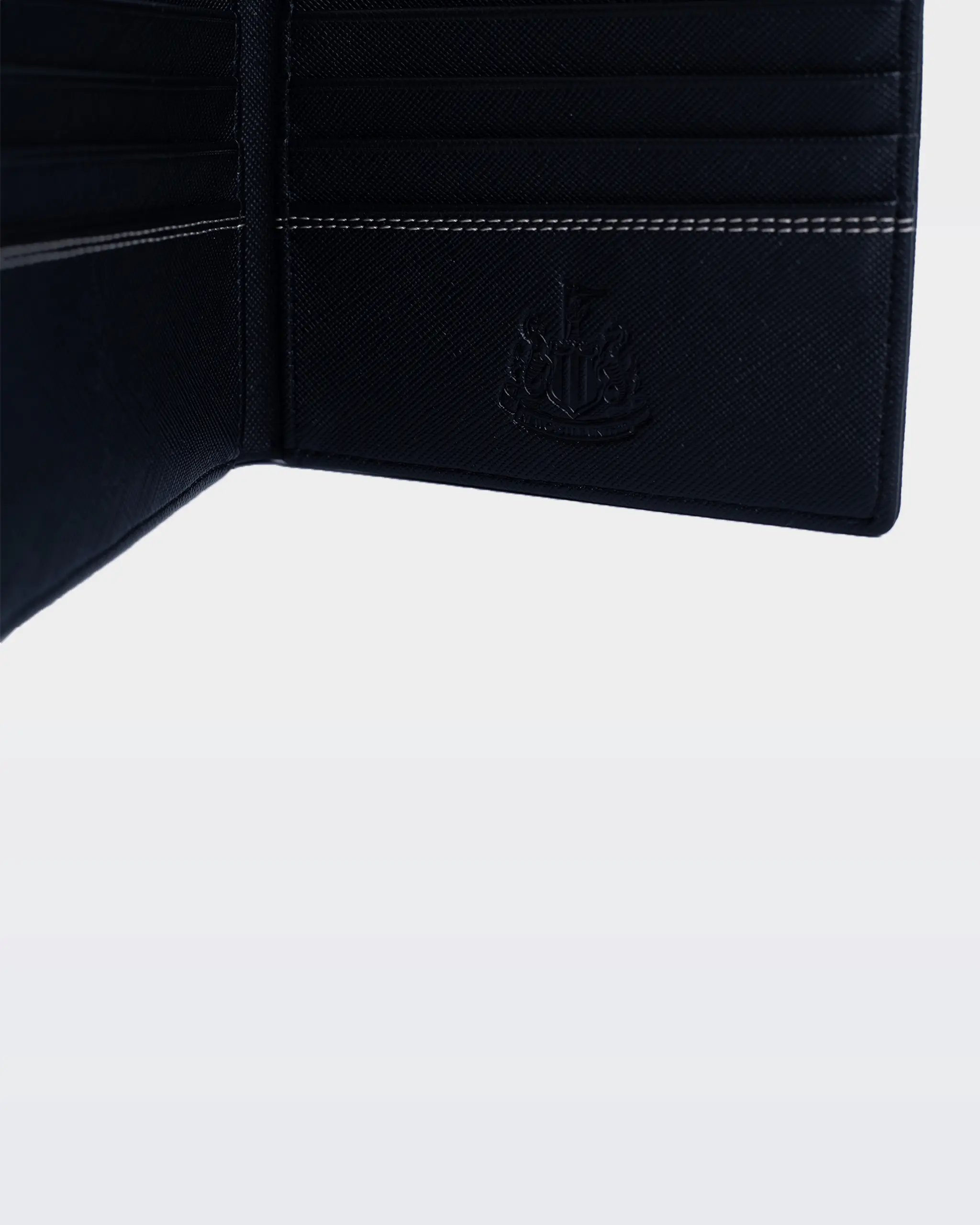 Newcastle United Leather Card Wallet - Image 3