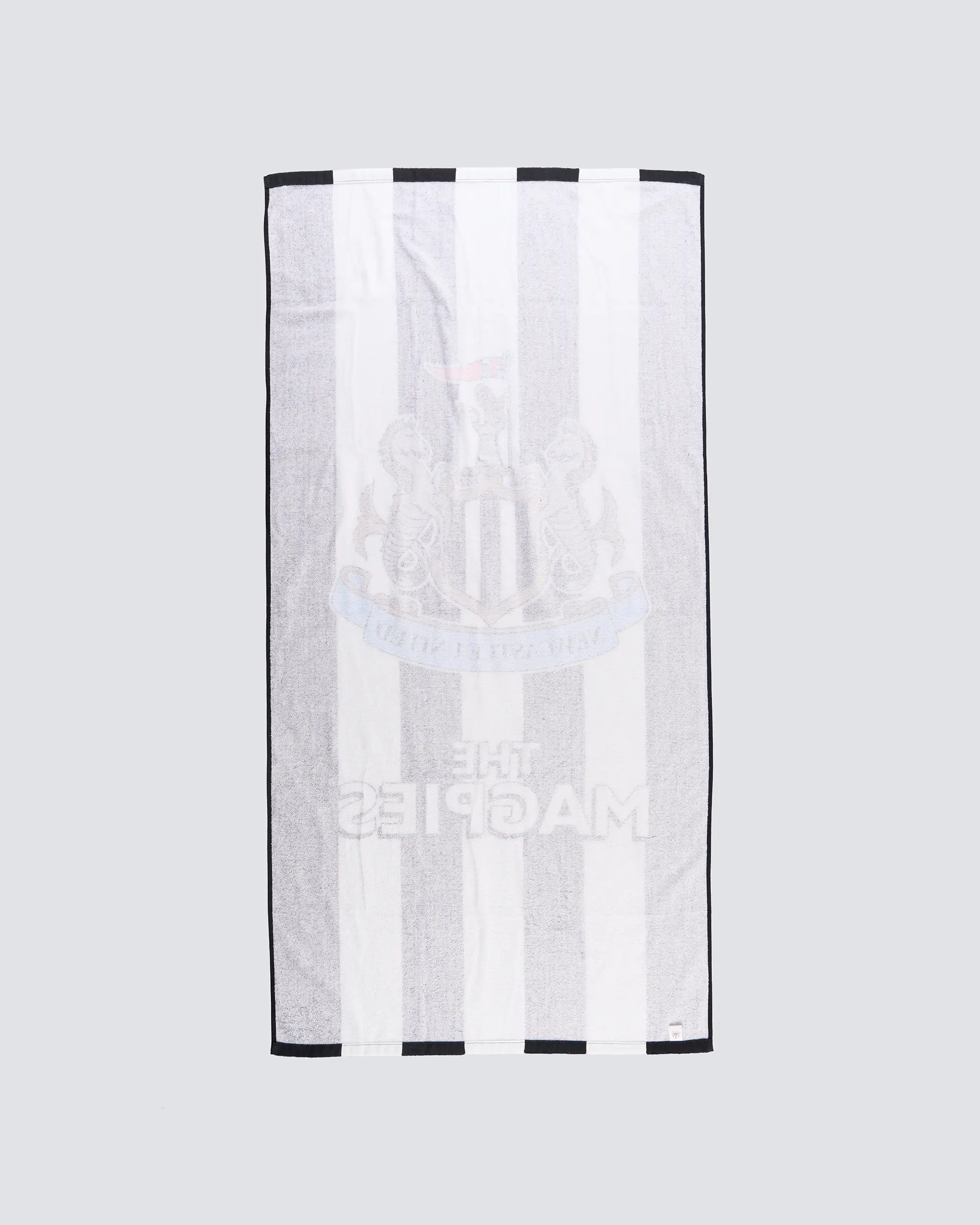 Newcastle United Magpies Beach Towel - Image 7