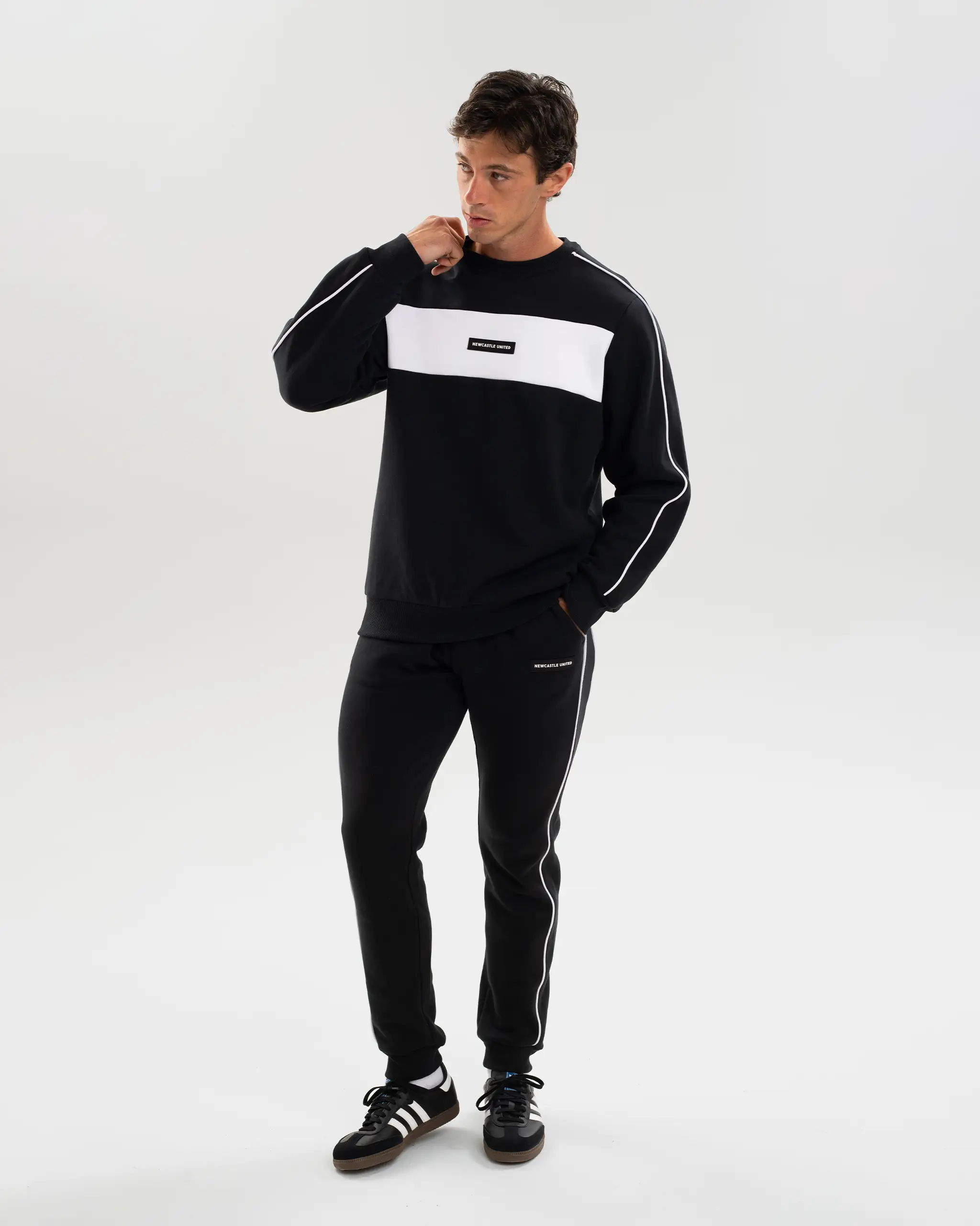 Newcastle United Men's Black Colour Block Sweatshirt - Image 2