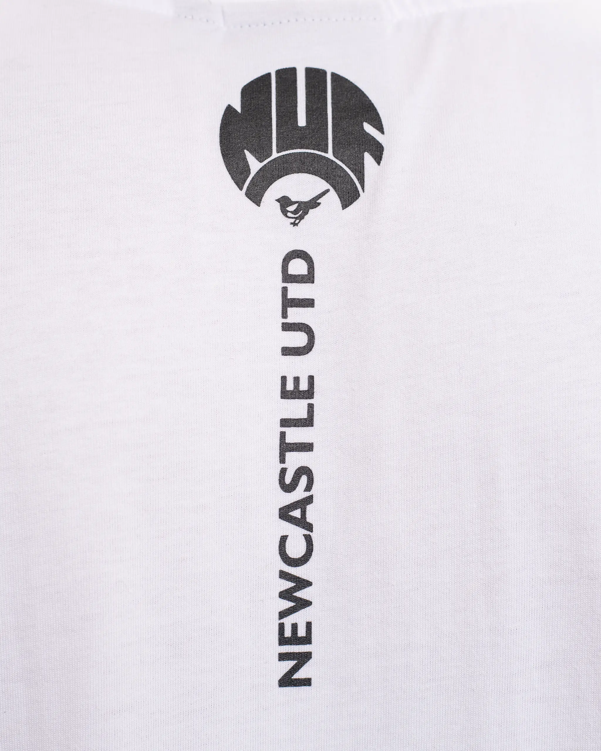 Newcastle United Men's Black Retro Crest T-Shirt - Image 5