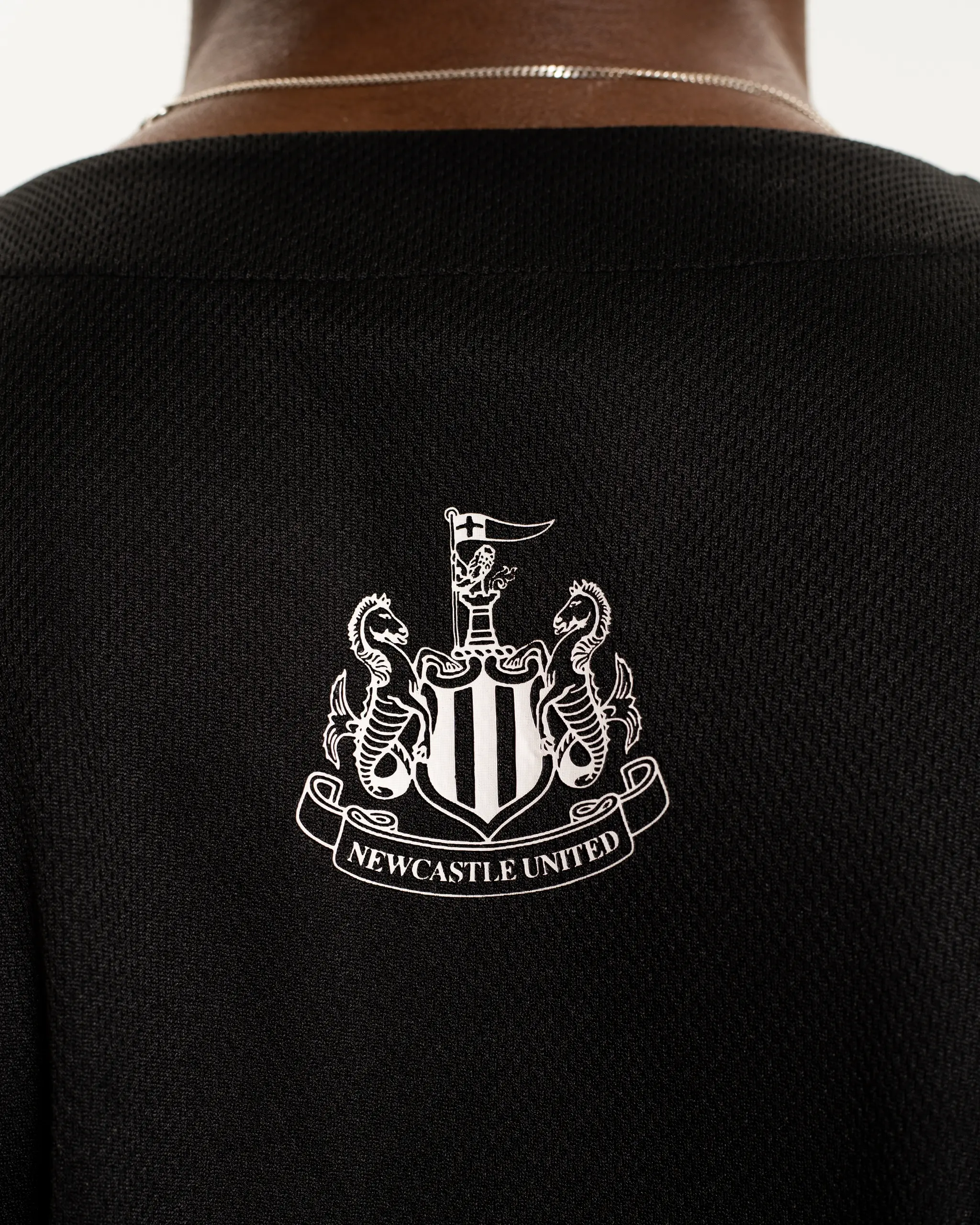 Newcastle United Men's Mesh Baseball Jersey - Image 5
