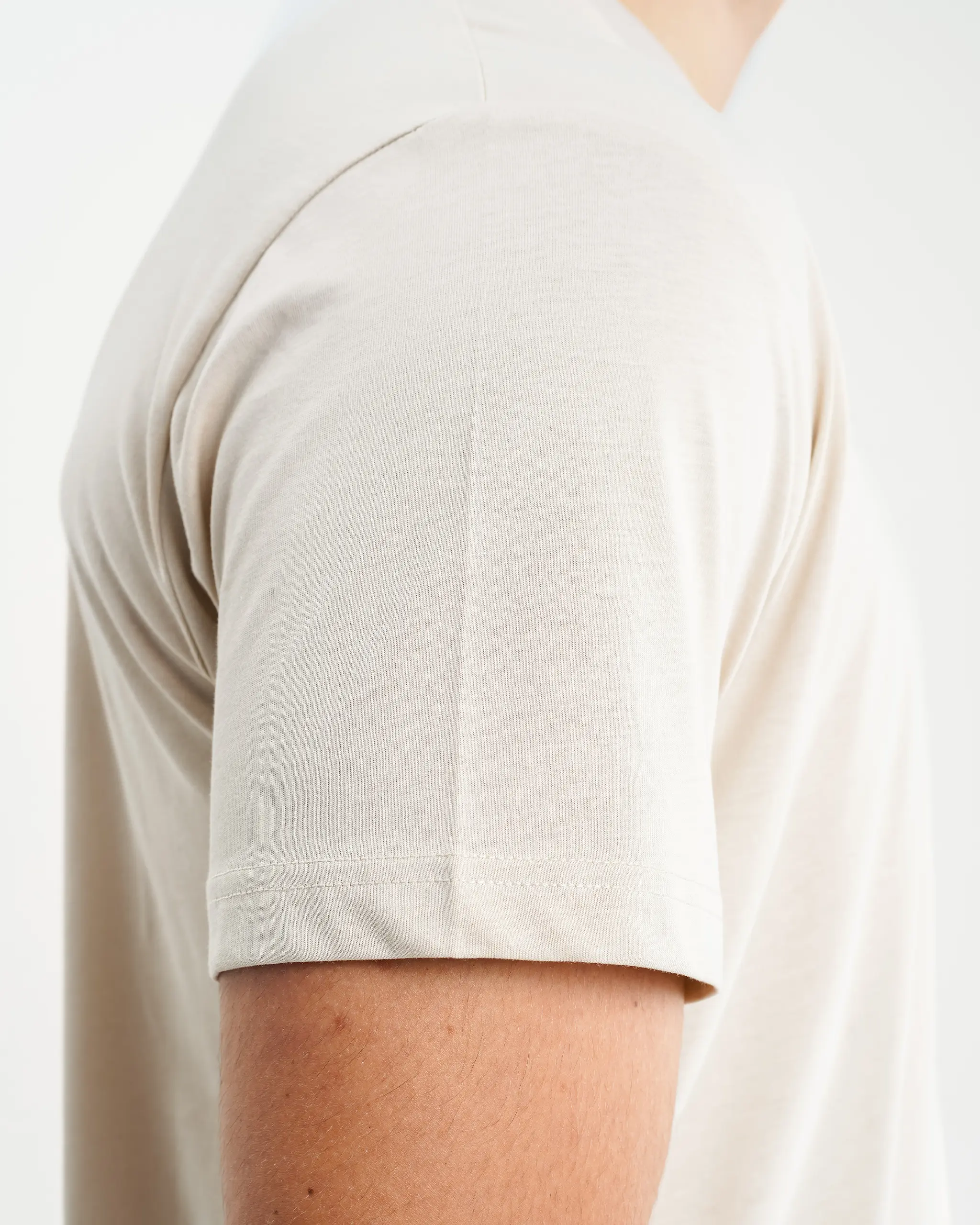 Newcastle United Men's Oat Tipped Tee - Image 5