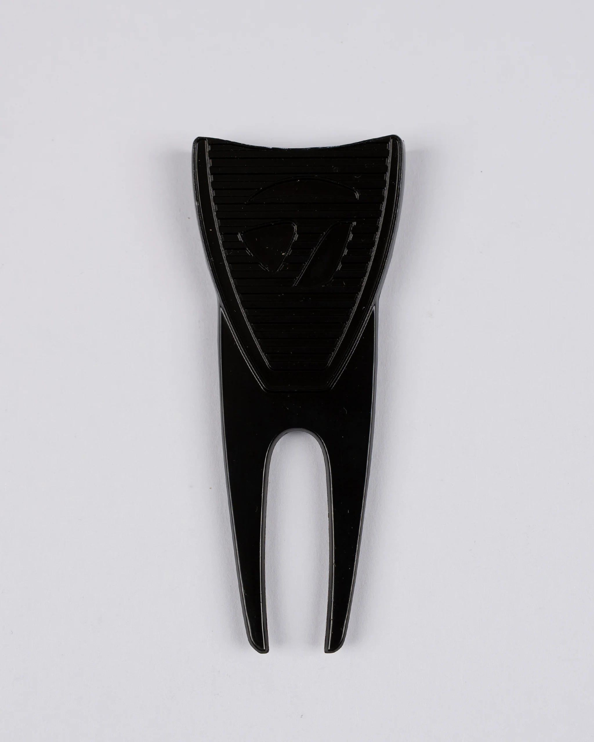 Newcastle United TaylorMade Mission Alignment Divot Tool - Image 3