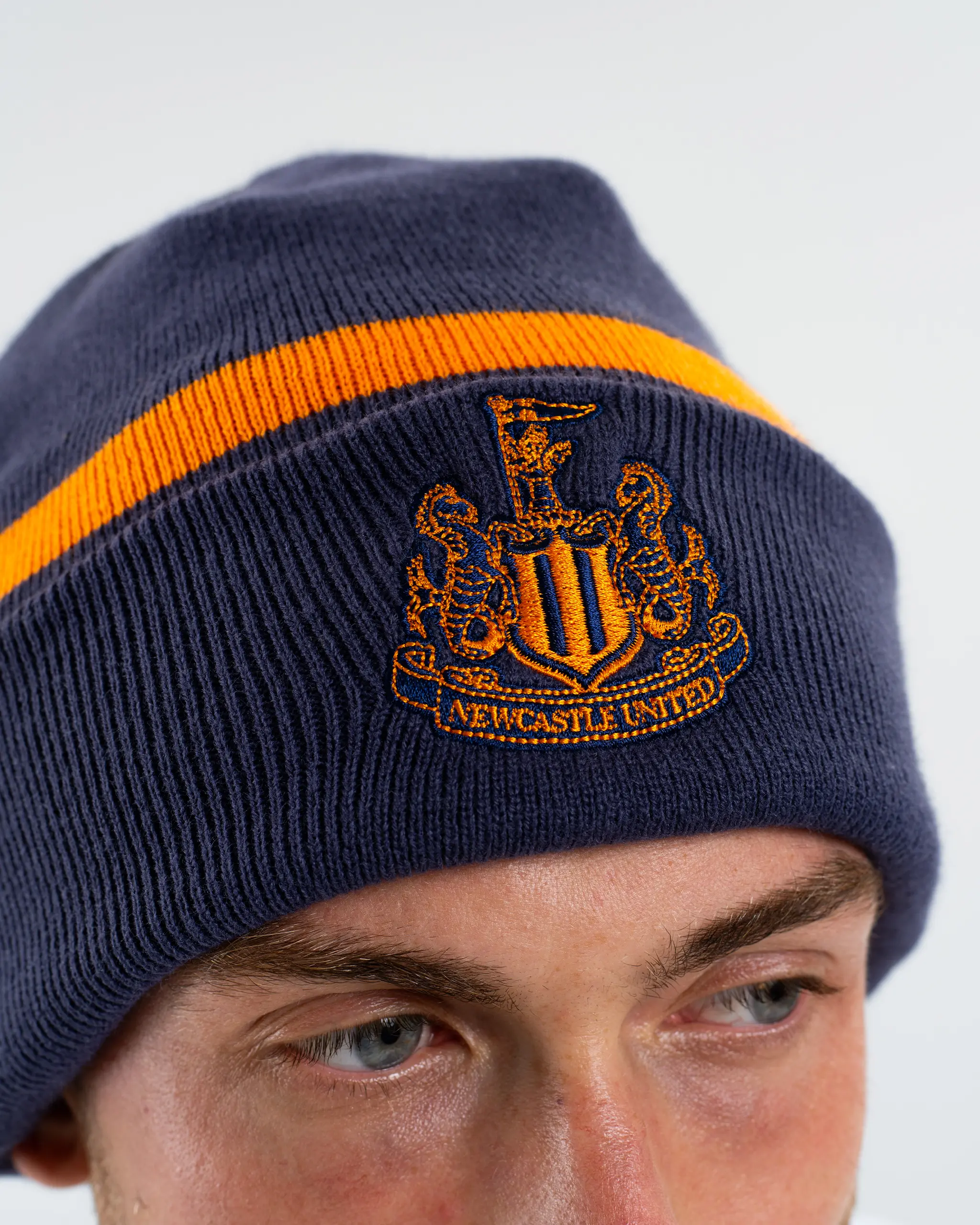 Newcastle United New Era 25/26 Third Kit Beanie - Image 2