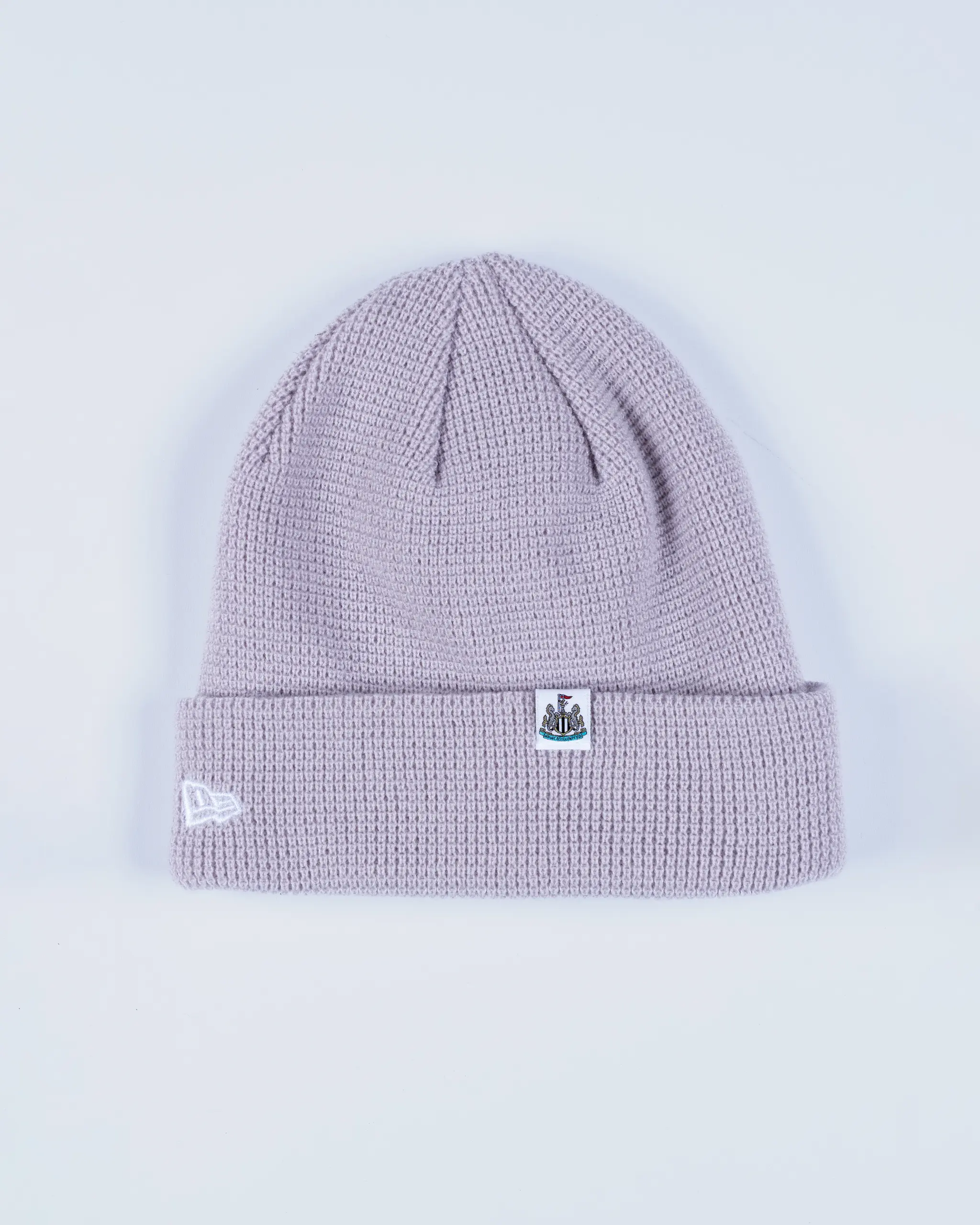 Newcastle United New Era Autumn 2025 Lilac Beanie - Image 6