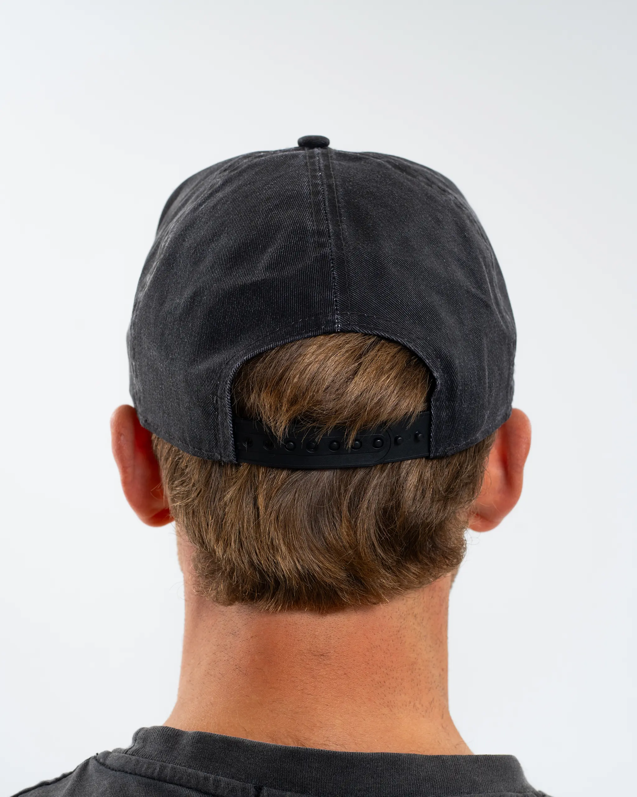 Newcastle United New Era Black Italian Washed 19TWENTY Cap - Image 5