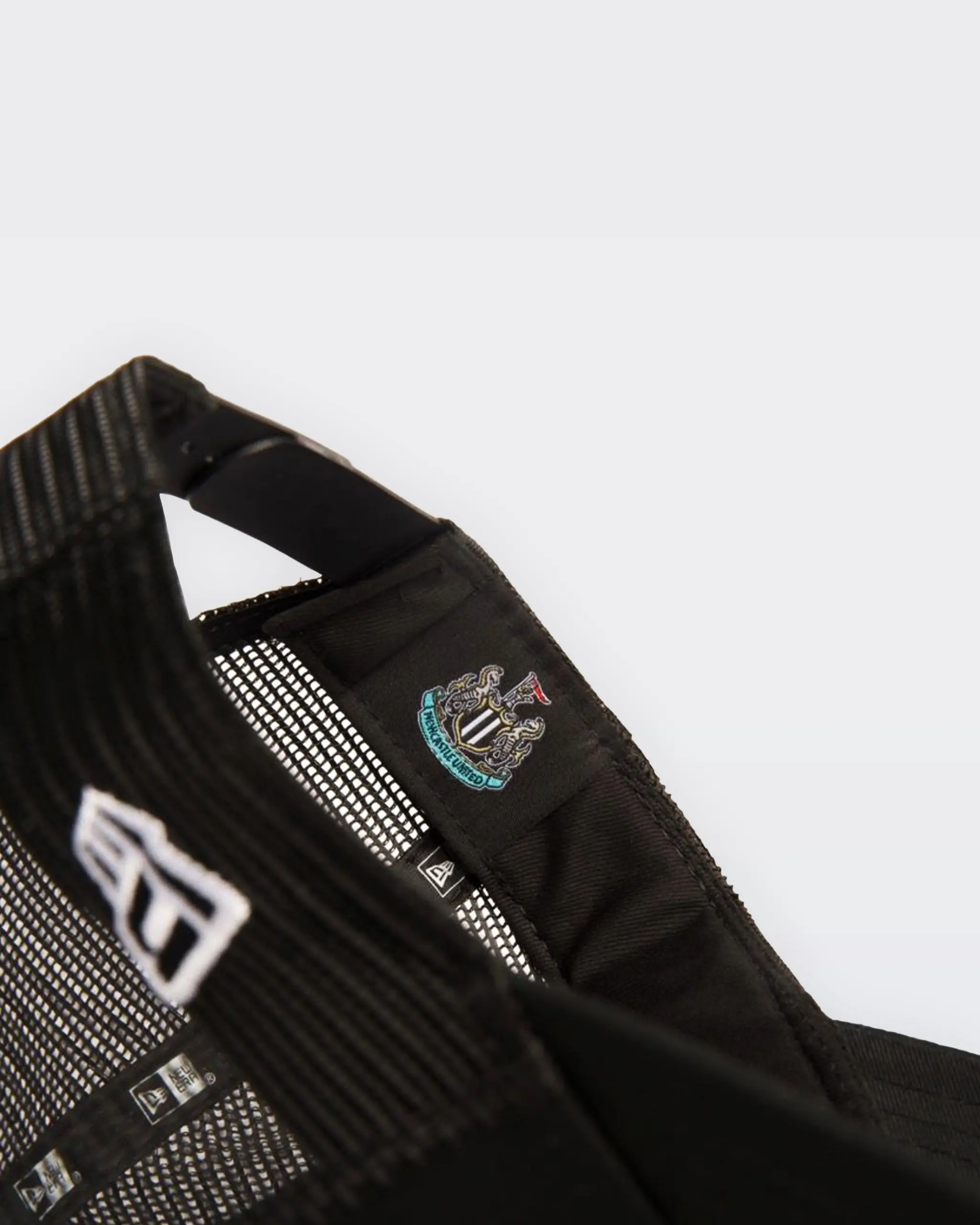 Newcastle United New Era Core Kids' Ef Trucker - Image 3