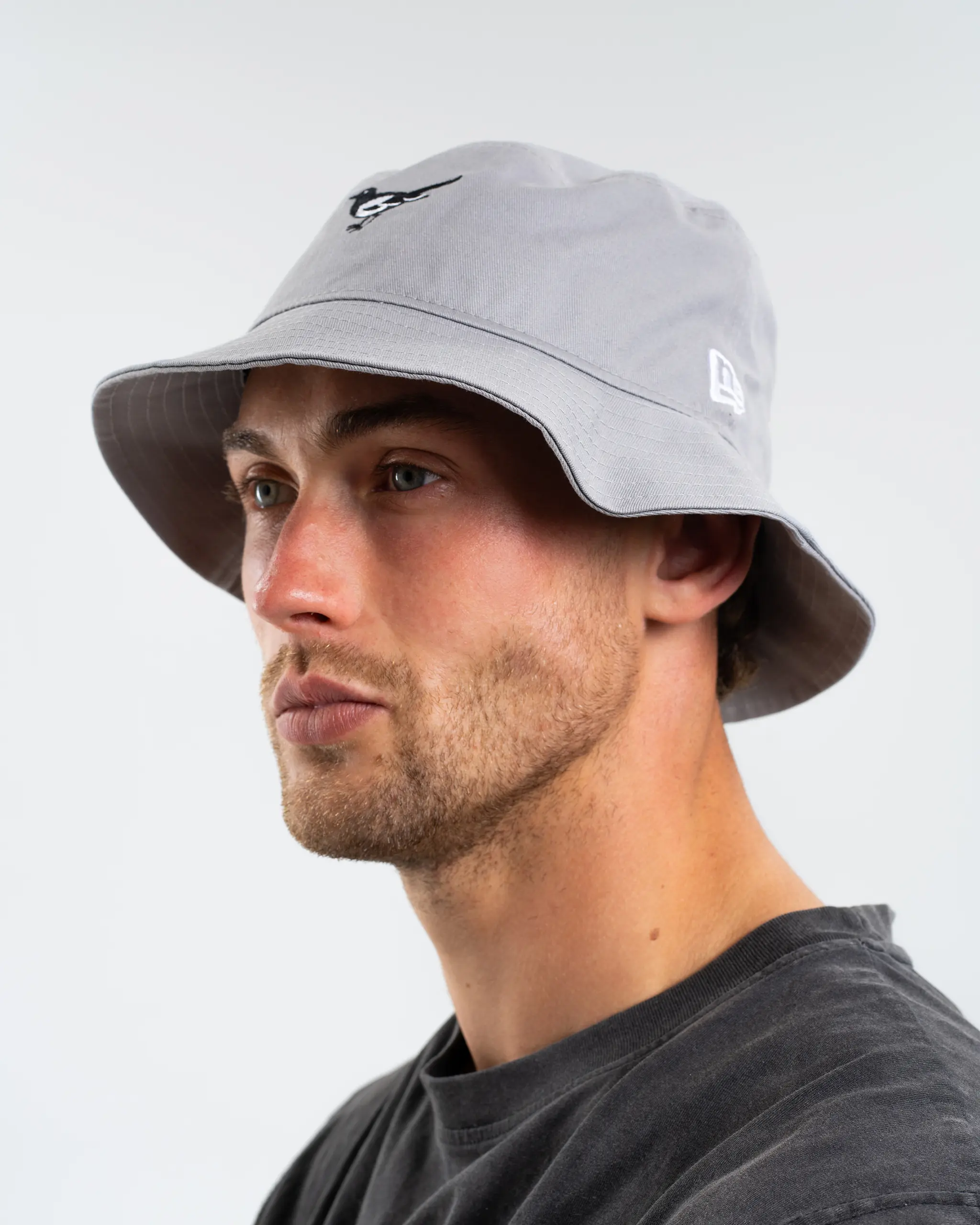 Newcastle United New Era Grey Magpie Bucket Hat - Image 3