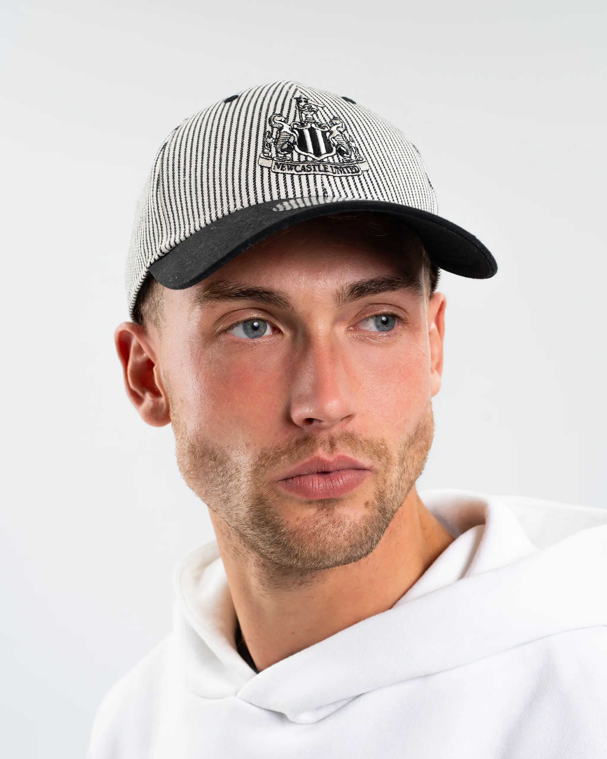 Newcastle United New Era Pinstripe 9FORTY Adjustable Cap