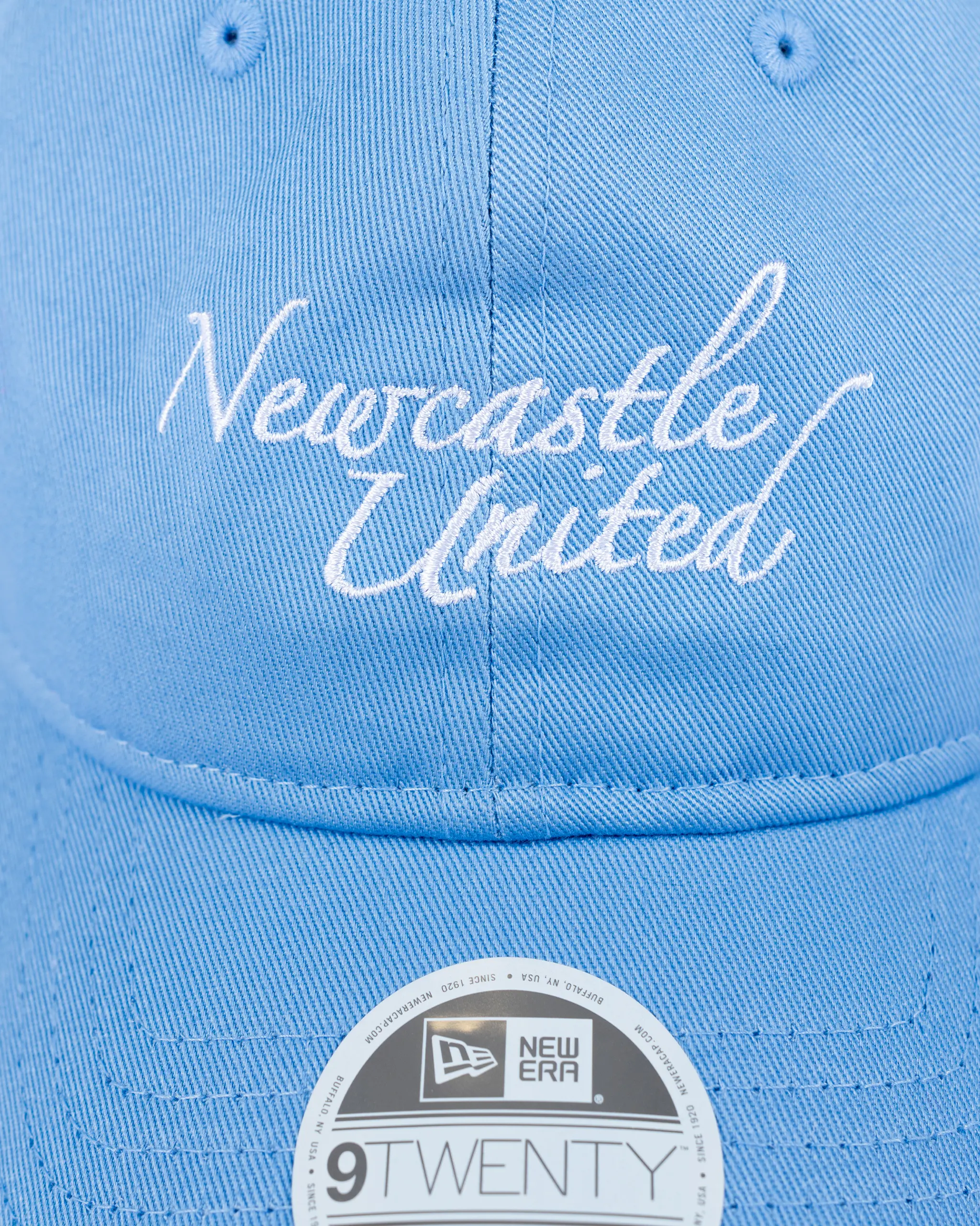 Newcastle United New Era Women's Light Blue 9TWENTY Adjustable Cap - Image 2