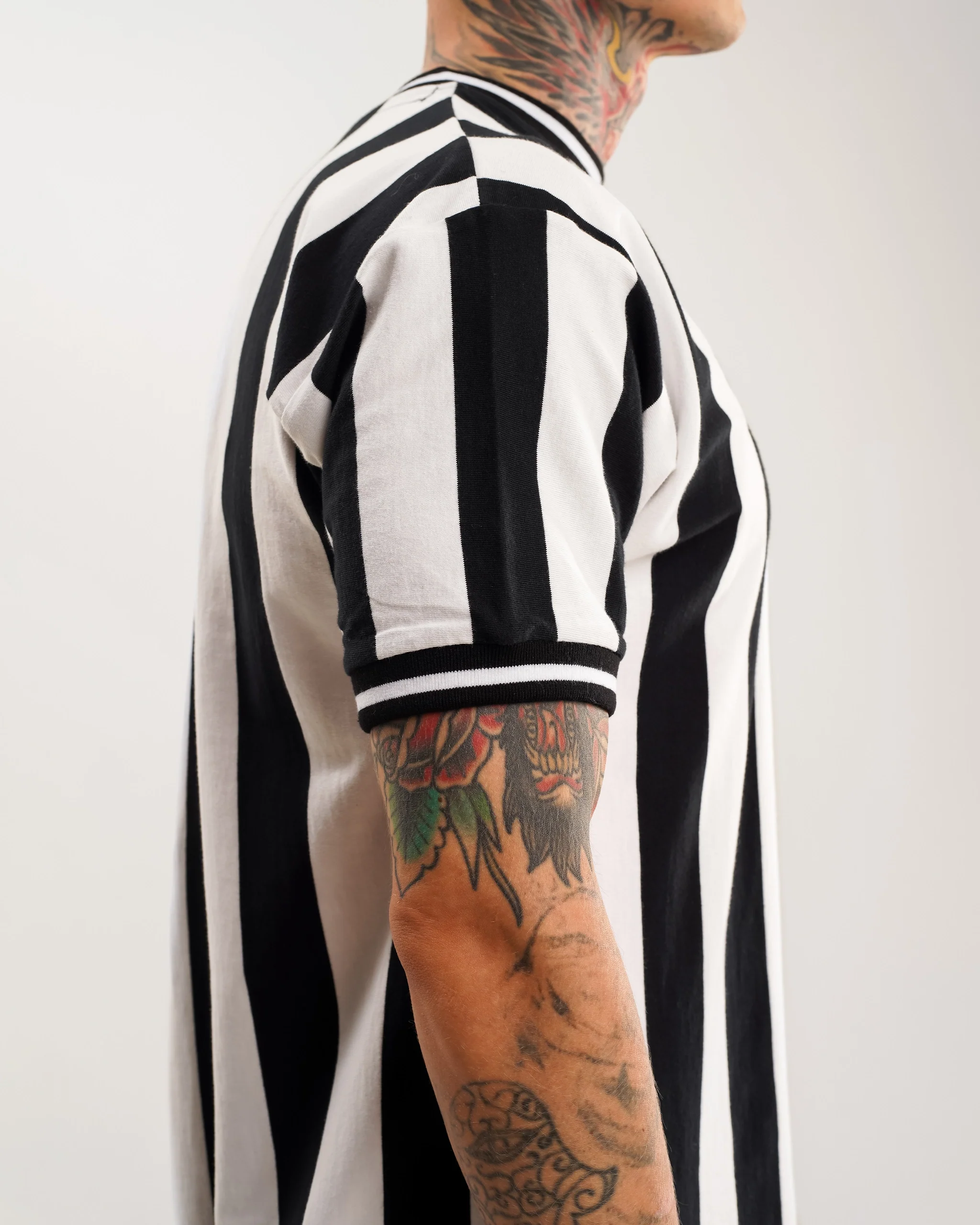 Newcastle United Retro 1974 Home Shirt - Image 6