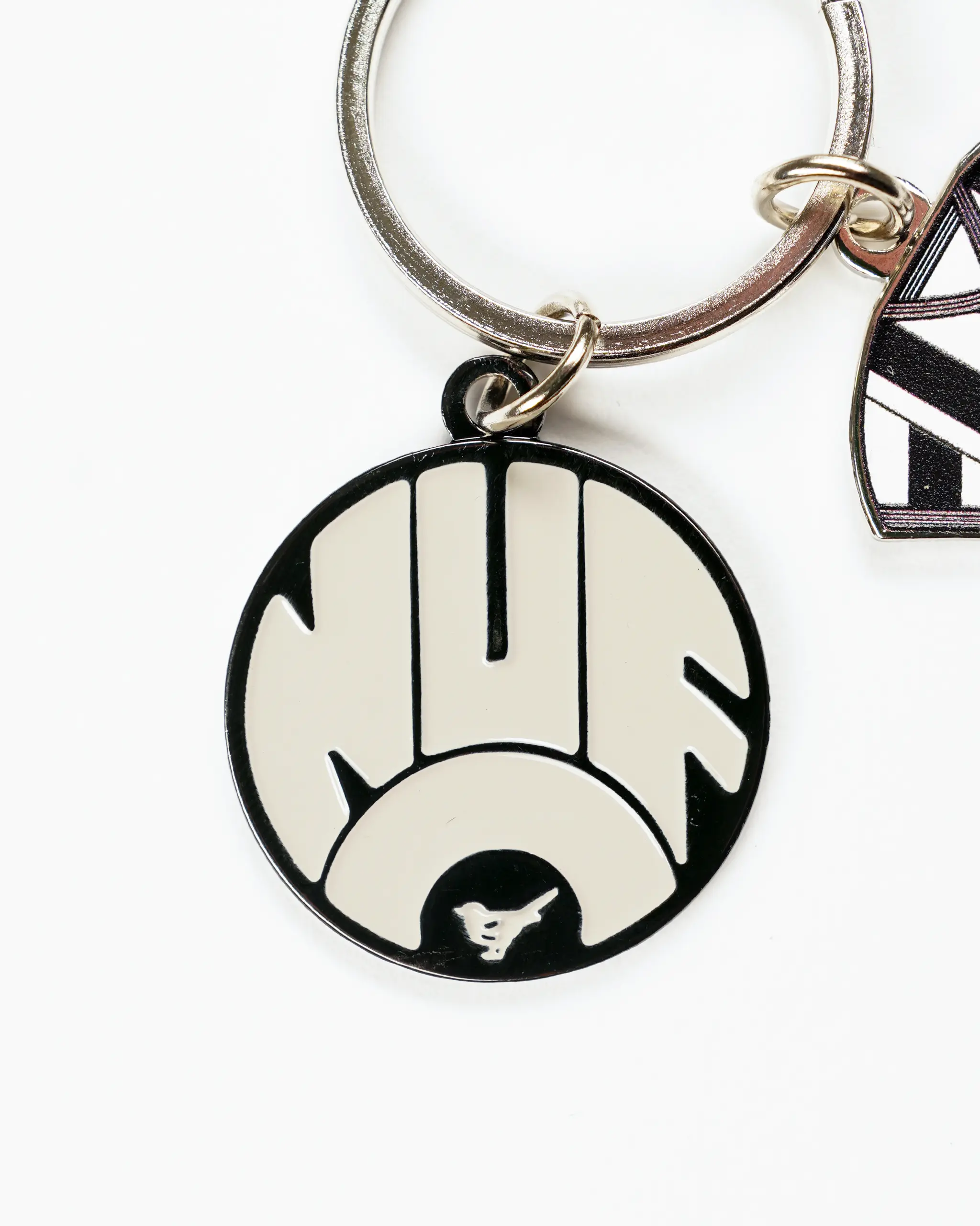 Newcastle United Retro Charm Keyring - Image 4