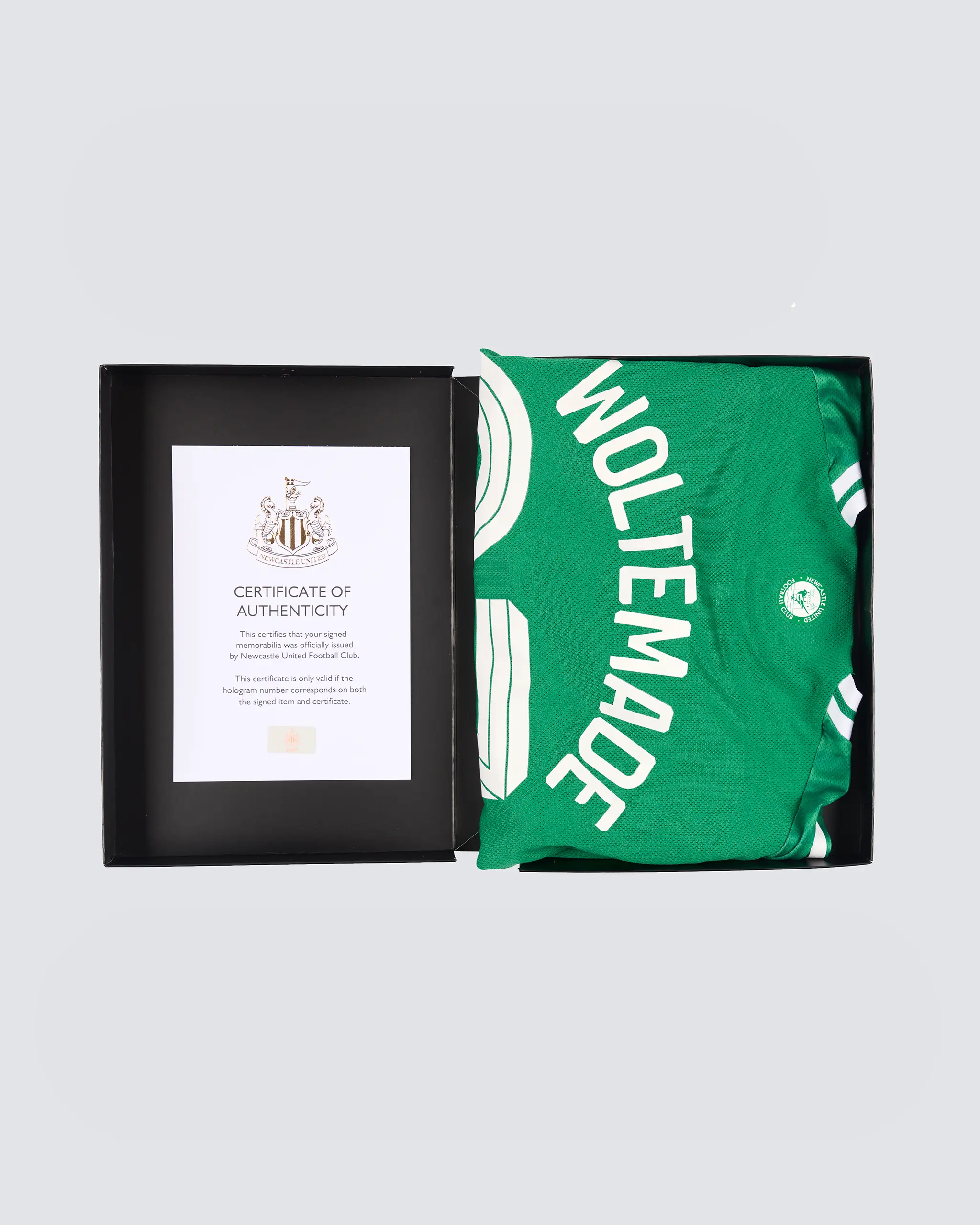 Newcastle United WOLTEMADE 25/26 Boxed Signed Away Shirt