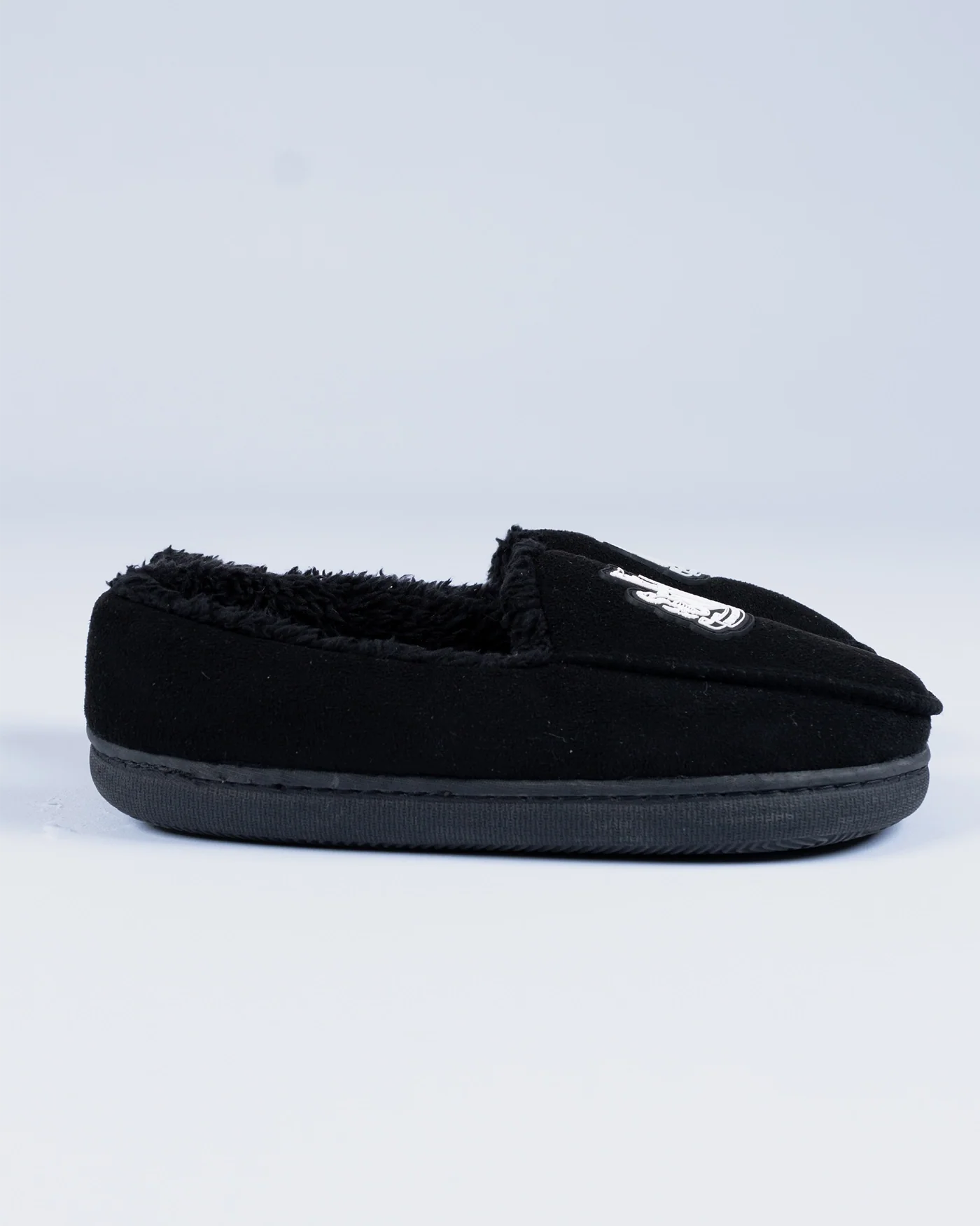 Newcastle United Youth's Black Fleece Lined Slippers - Image 6